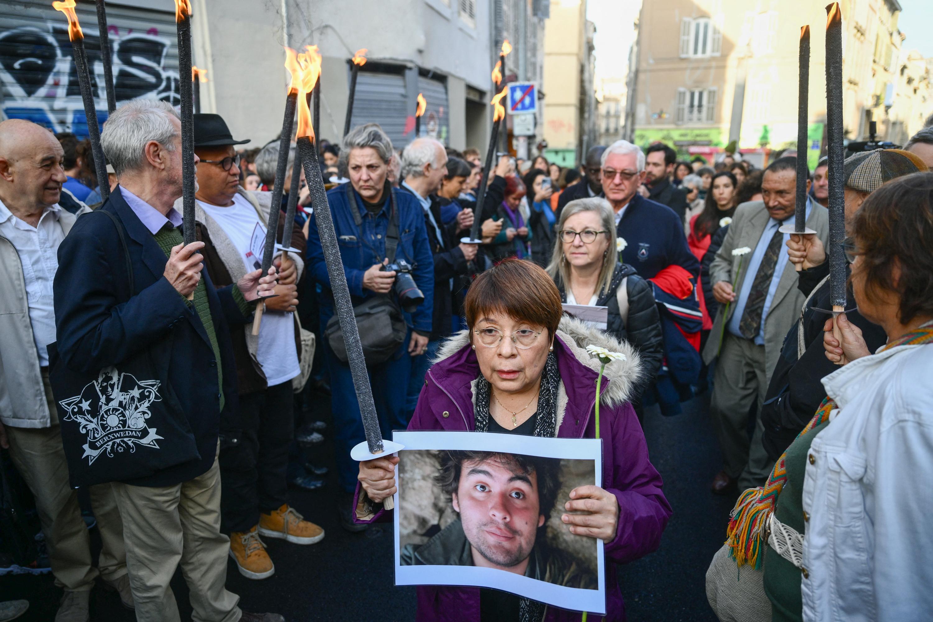 «Les années passent, la blessure reste» : à Marseille, les familles des victimes de la rue d'Aubagne demandent justice