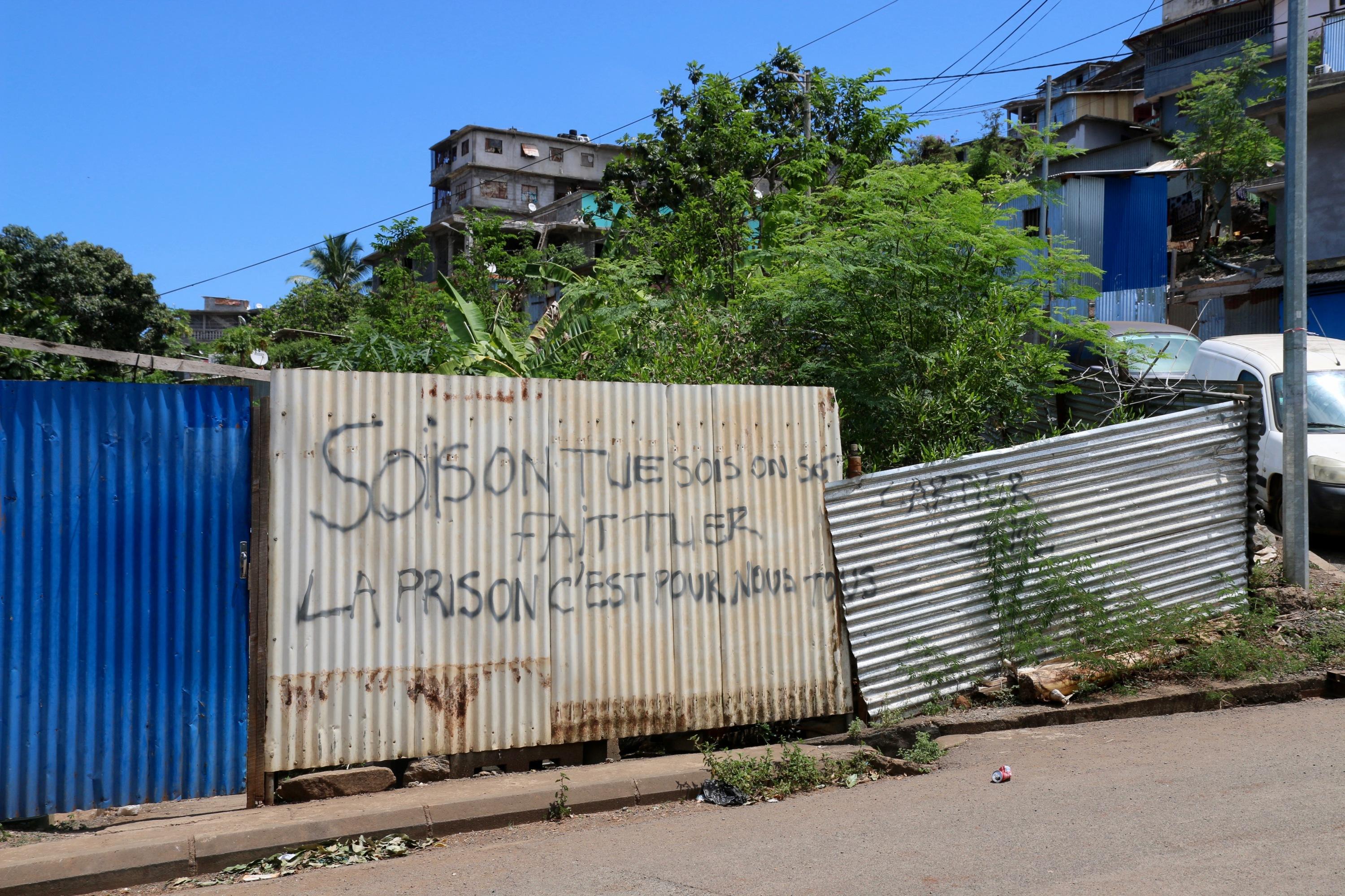 Mayotte : les lieux de privation de liberté se trouvent dans un état alarmant