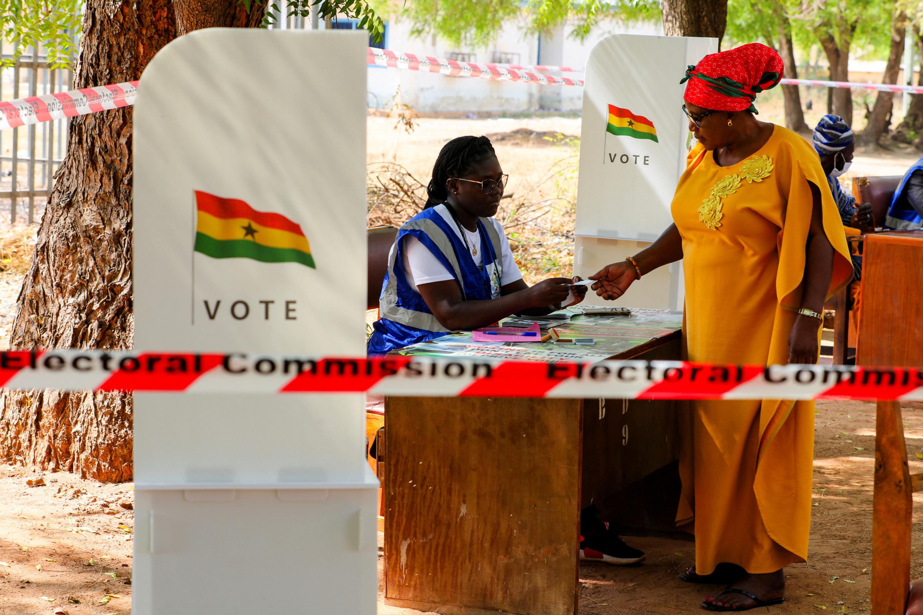 Ghana : l’élection présidentielle s'annonce serrée sur fond de crise économique