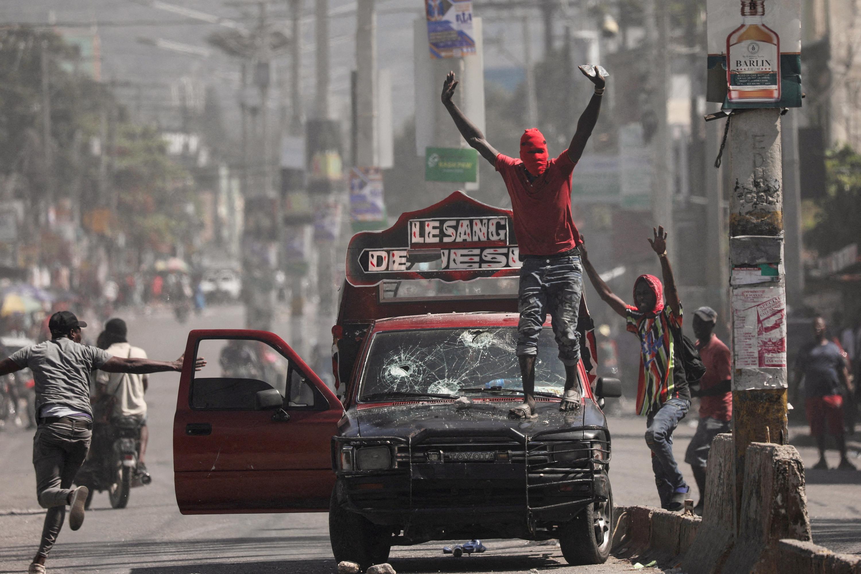 Haïti : le gouvernement dénonce un «massacre» d'une «cruauté insoutenable»