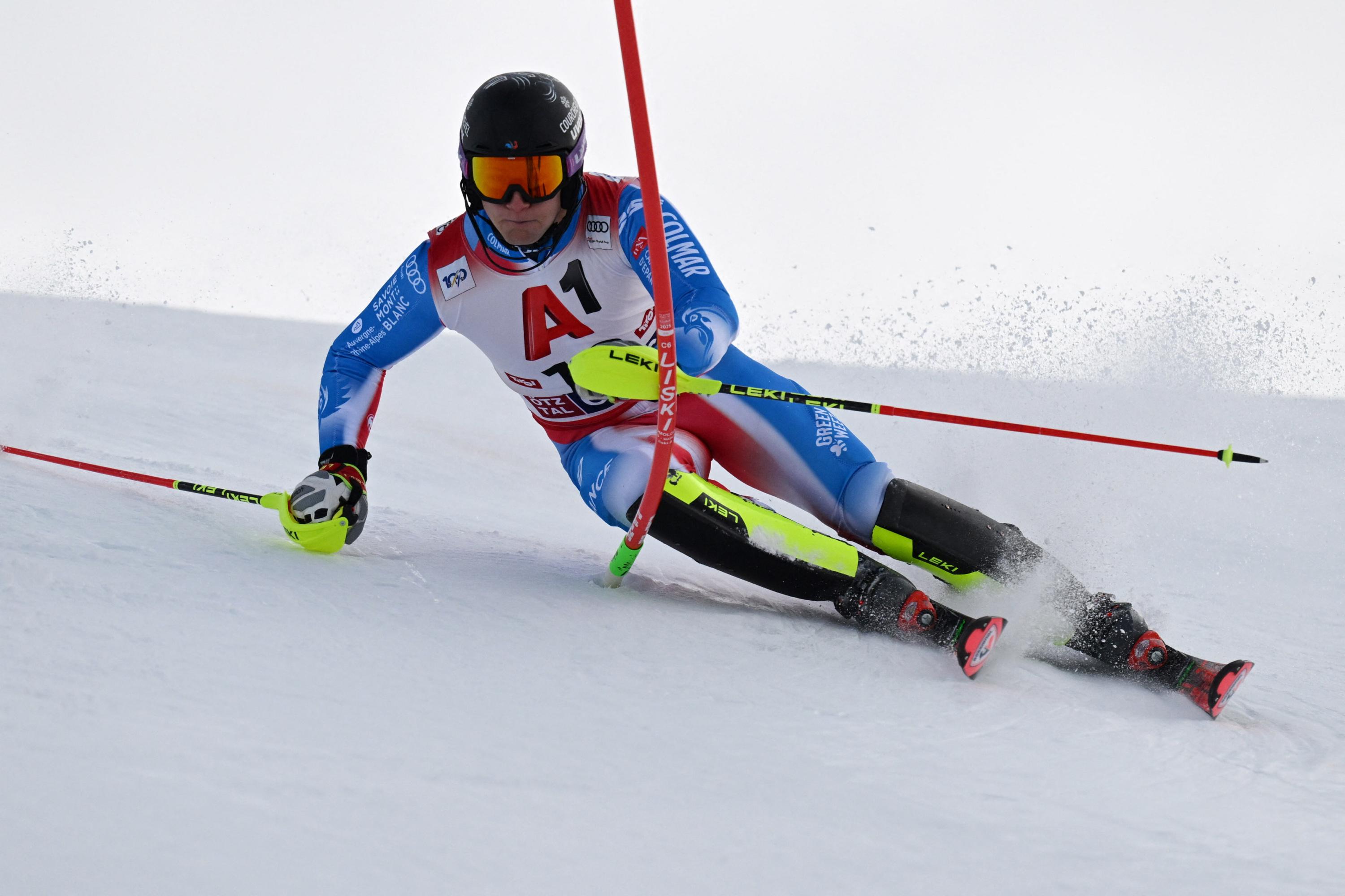 Ski alpin : Steven Amiez en tête de la première manche du slalom de Val d'Isère