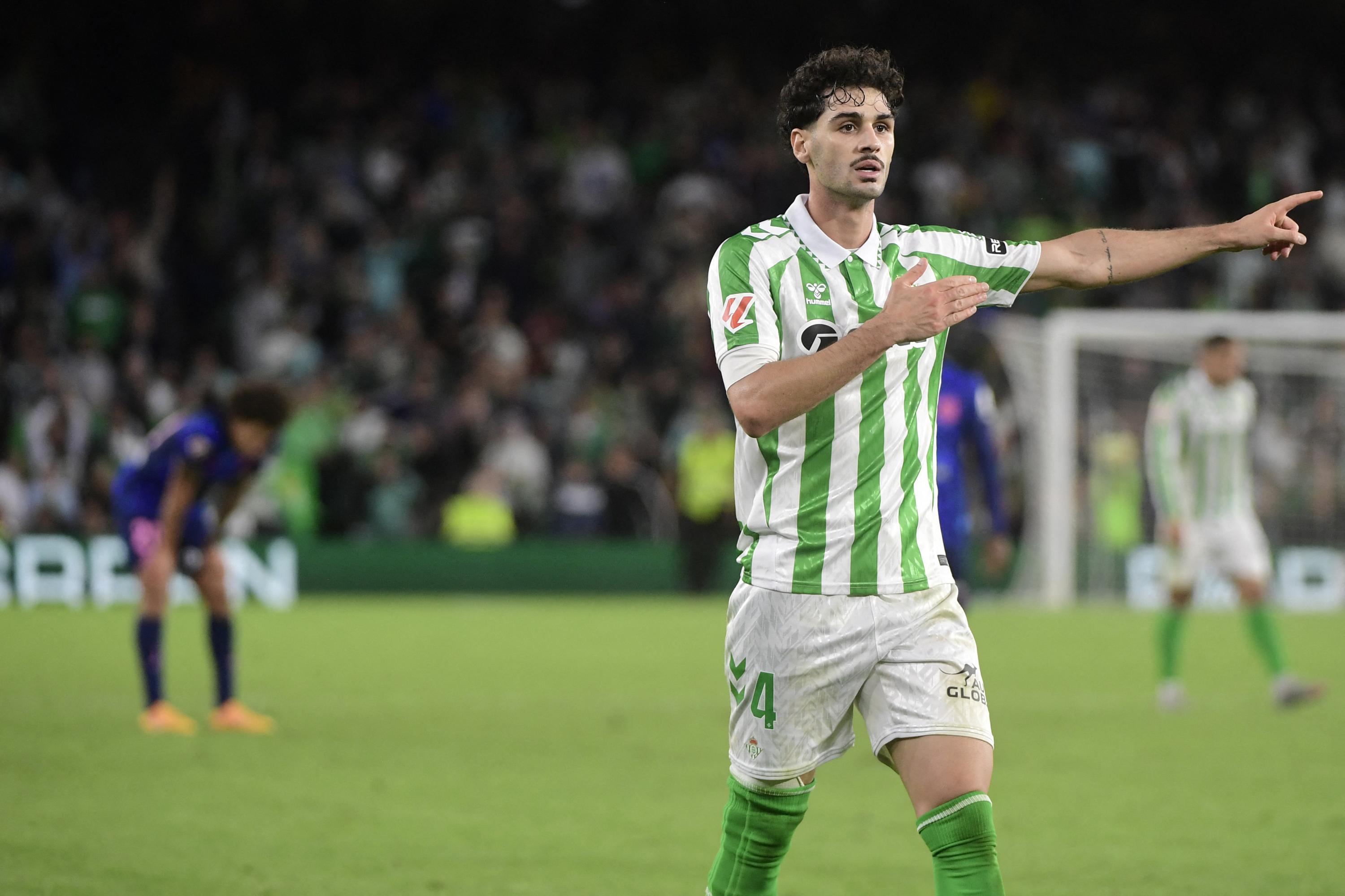 Ligue Conférence : le Betis Séville affrontera la Gantoise en barrages