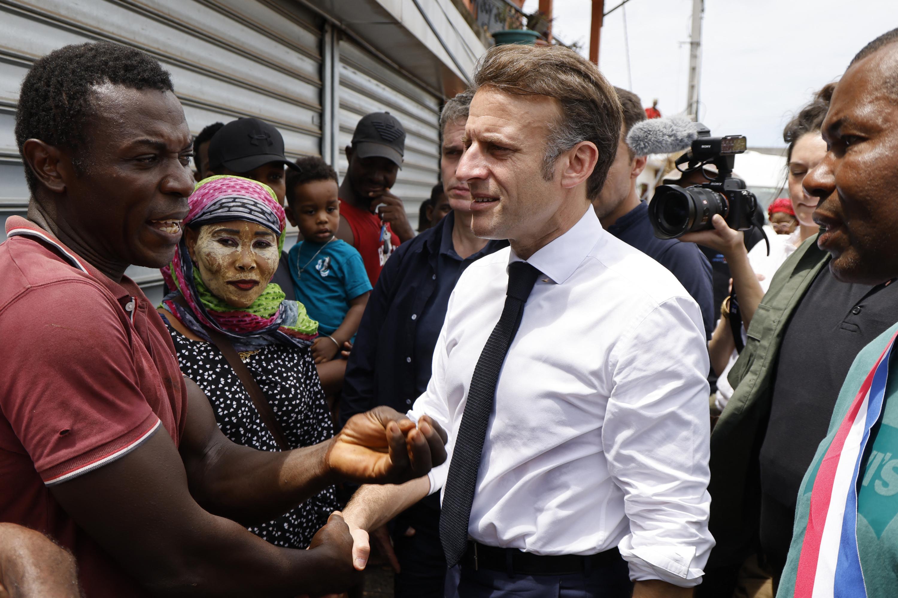 Cyclone Chido à Mayotte : réouverture des écoles, réseau de l’eau, propos polémiques... Emmanuel Macron s’explique dans les médias mahorais