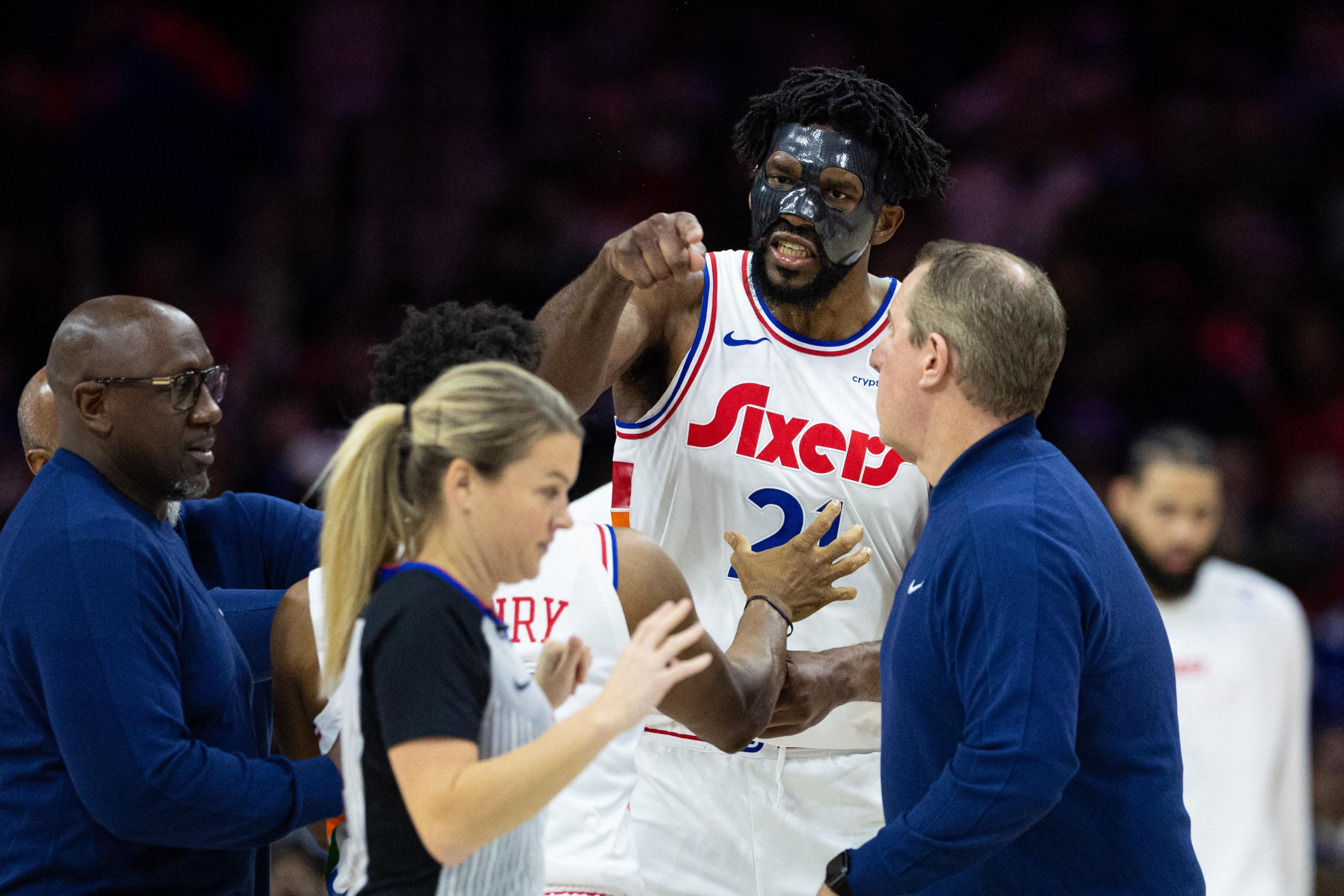 NBA : malgré l’exclusion de Joel Embiid, Philadelphie domine San Antonio