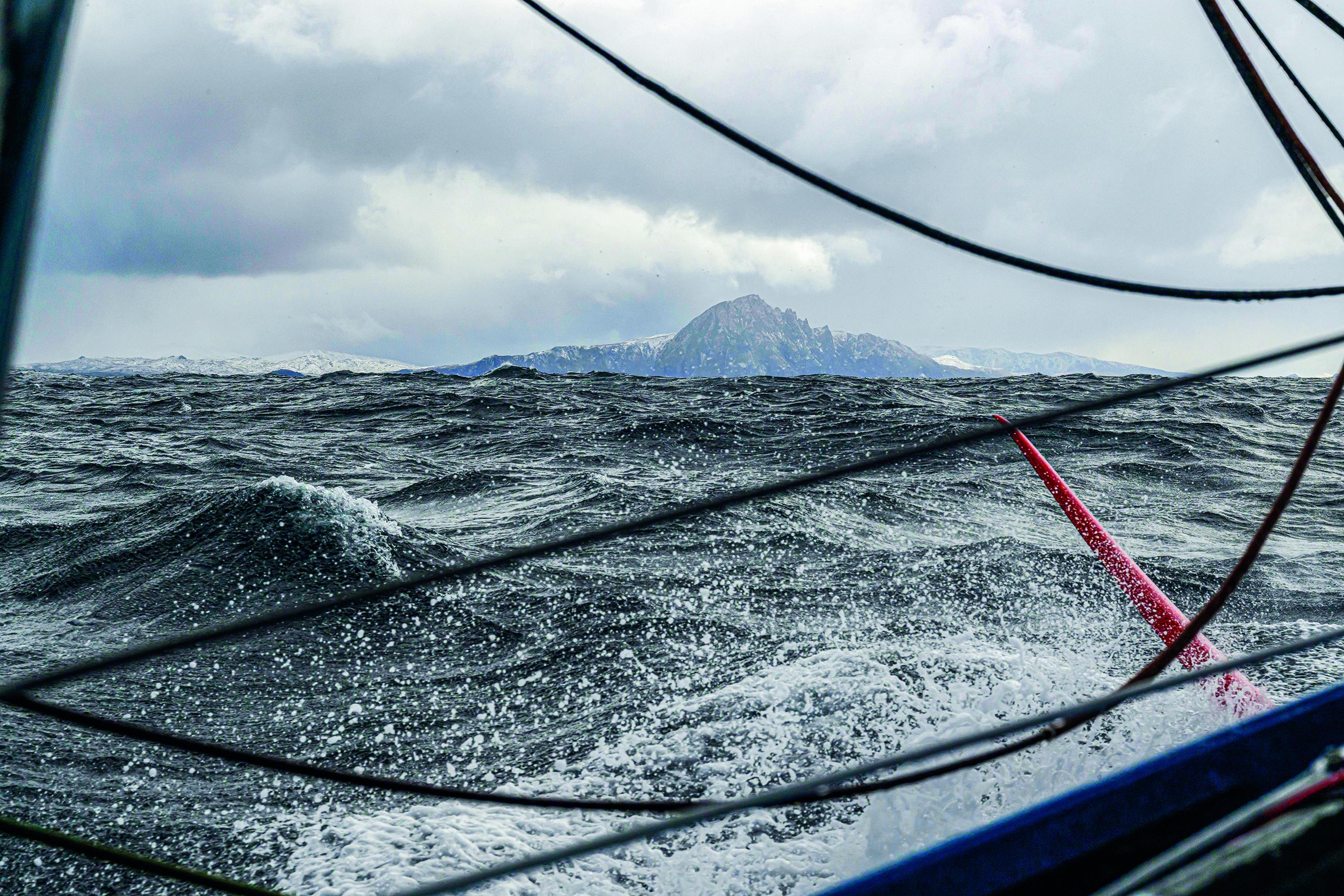 «La peur de ma vie», «une libération», «J’ai cru que c’était terminé pour moi», le Cap Horn raconté par les marins du Vendée Globe