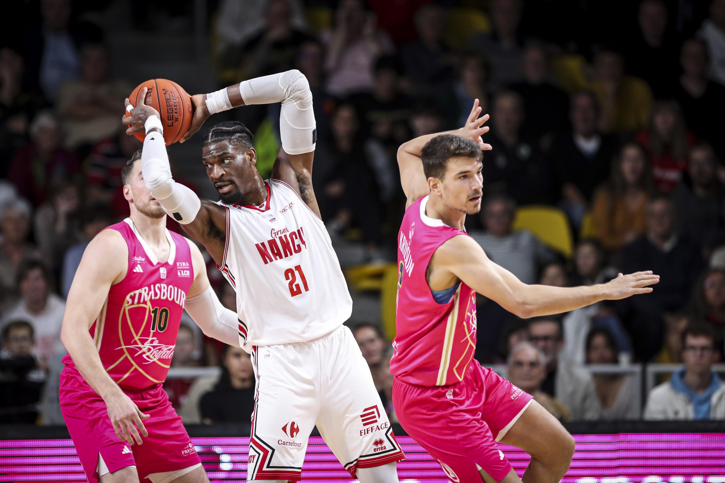 Basket : l'équipe Monde remporte le All Star Game face à l’équipe France