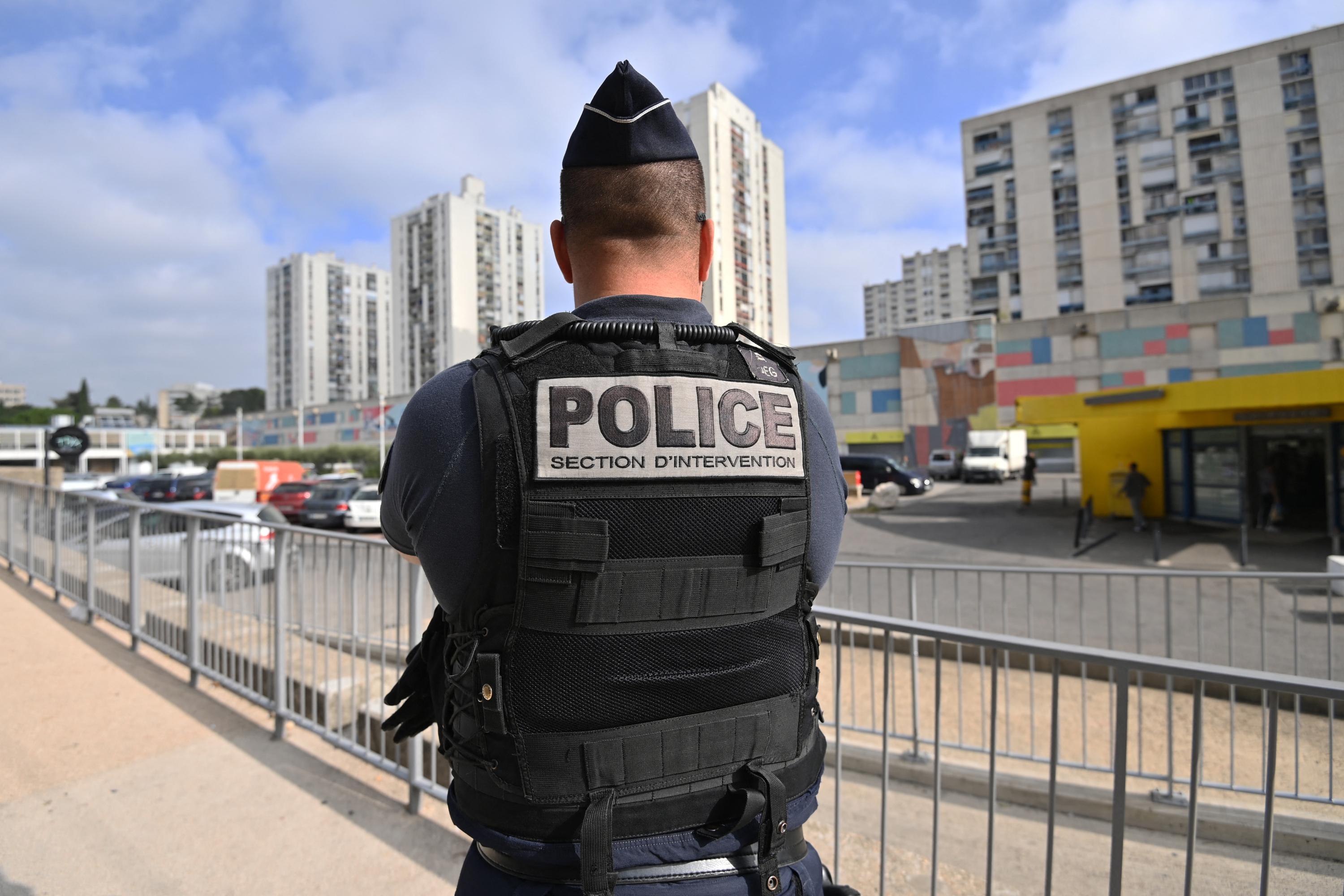 Nîmes : un homme condamné à huit ans de prison pour l'incendie qui avait touché le commissariat de Pissevin