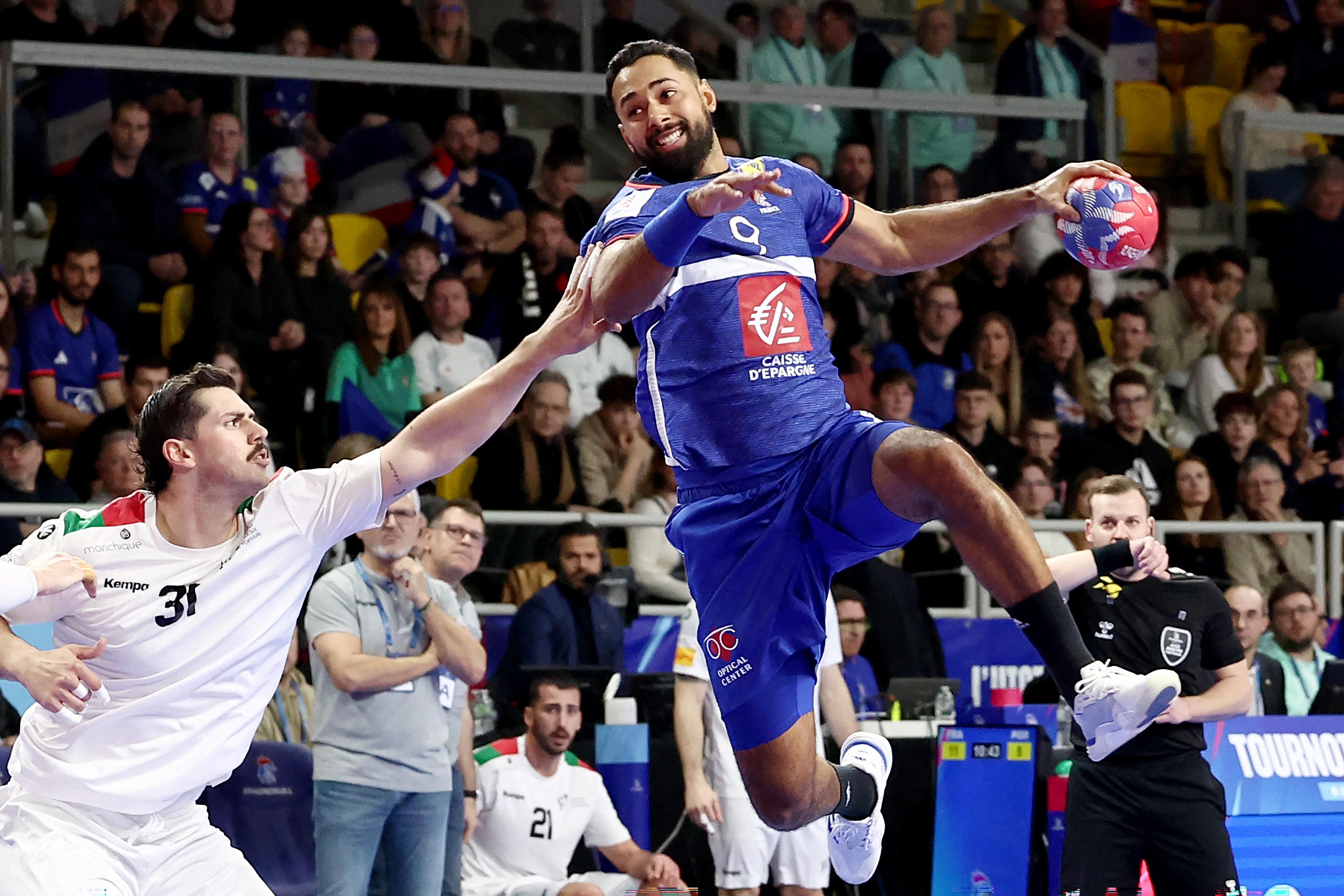 Handball : les Bleus terminent leur préparation par une victoire sur le Portugal