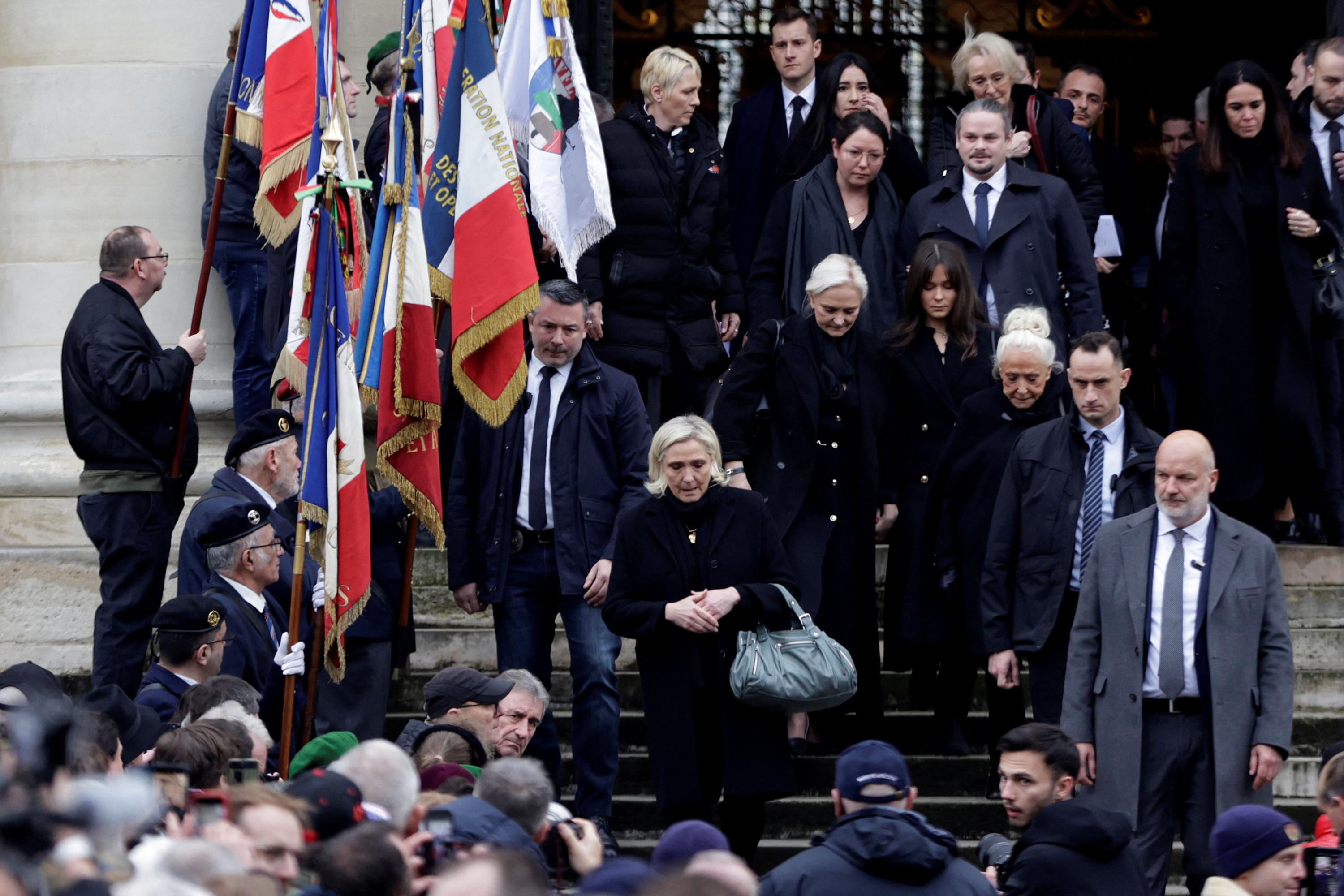 À la messe en hommage à Jean-Marie Le Pen, le passé et l’avenir du frontisme