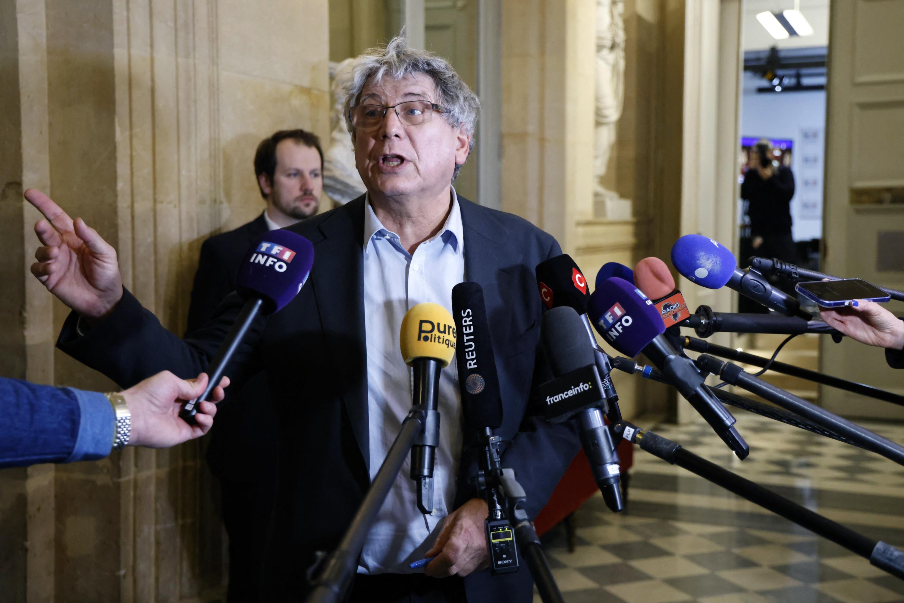 Éric Coquerel prévient de possibles «conséquences» si les socialistes ne votent pas la prochaine motion de censure