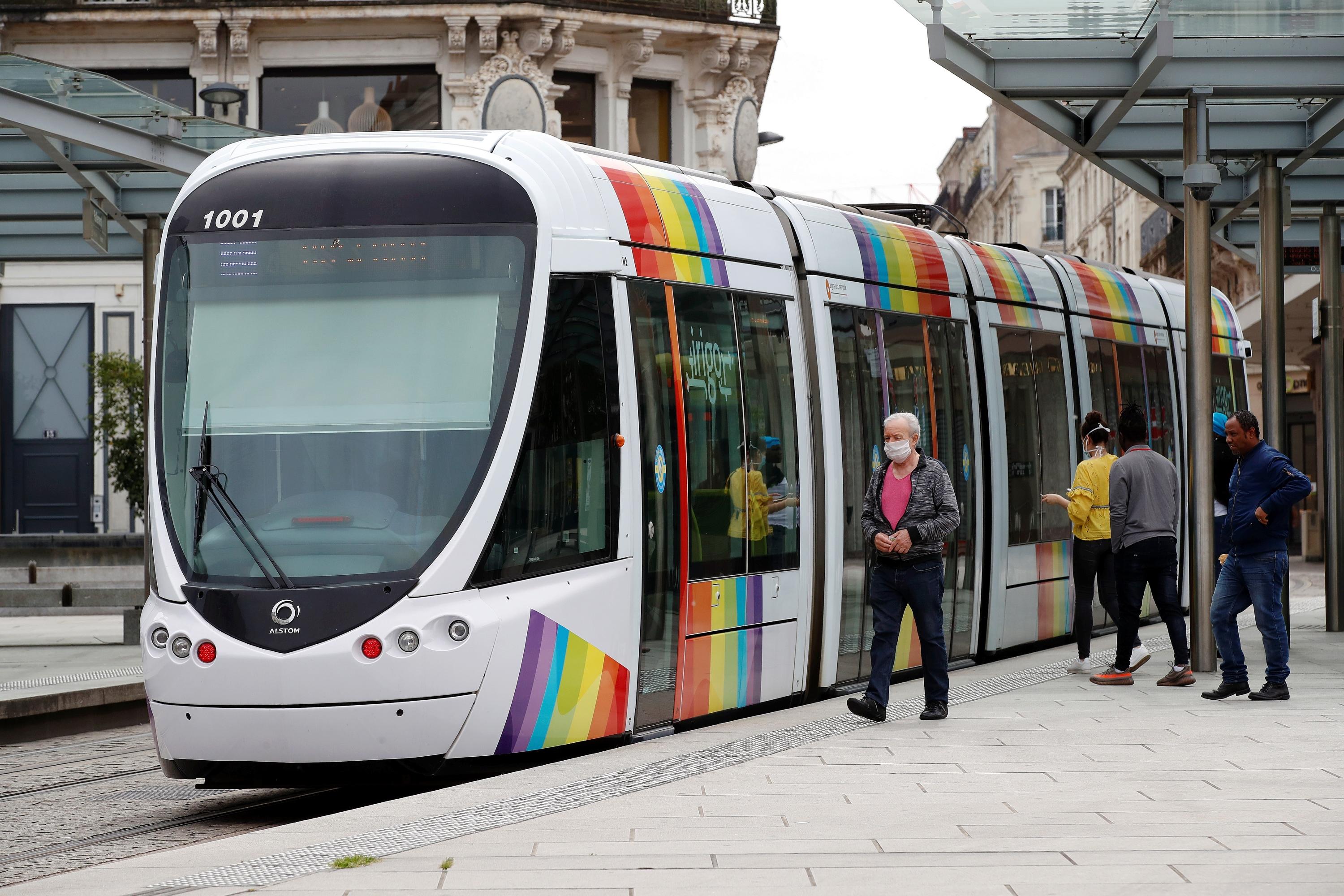 «La Région n’est pas là pour taxer les entreprises» : quatre régions refusent d'appliquer la taxe sur les transports en commun