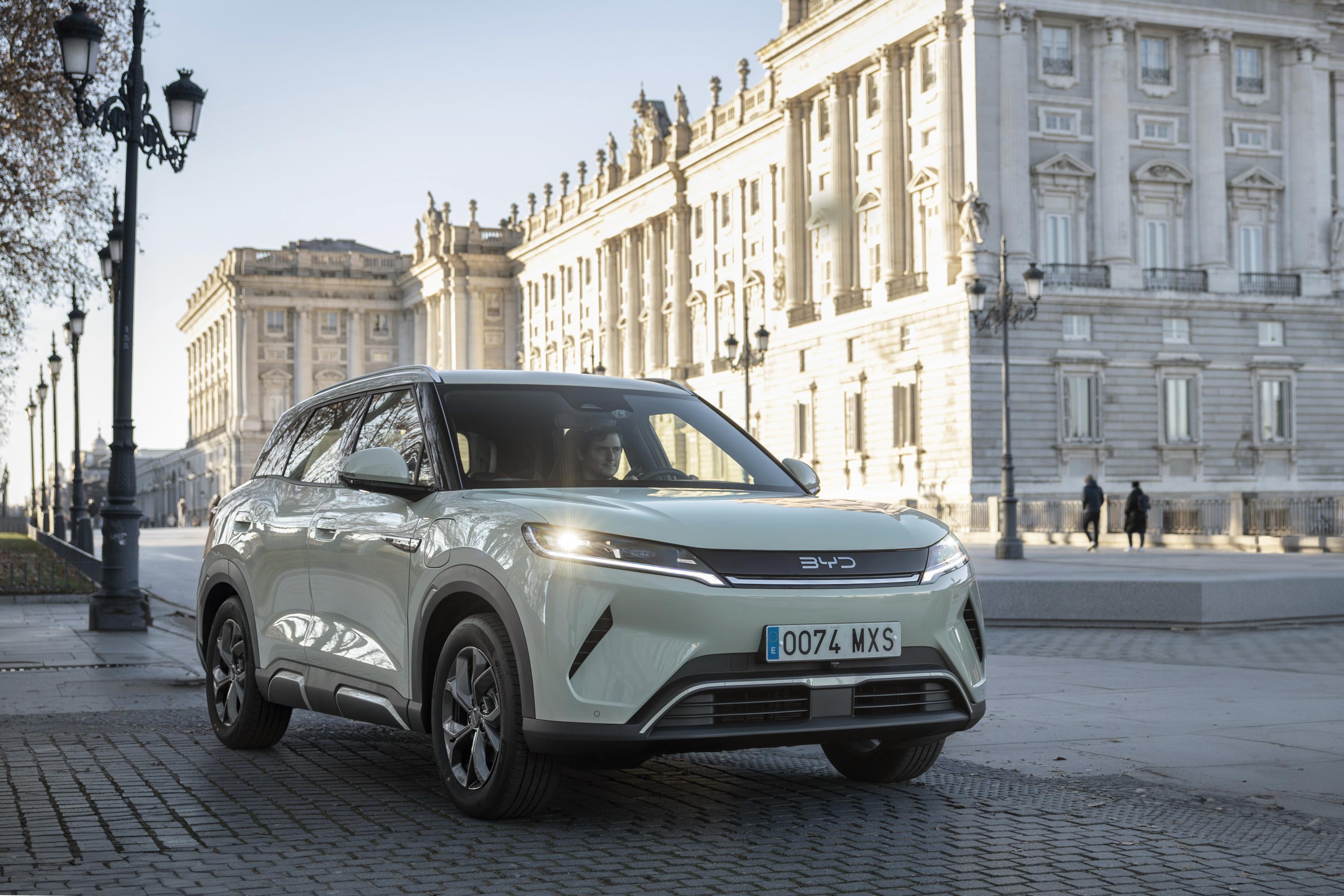 Automobile: comment le chinois BYD veut tracer sa route sur le marché européen