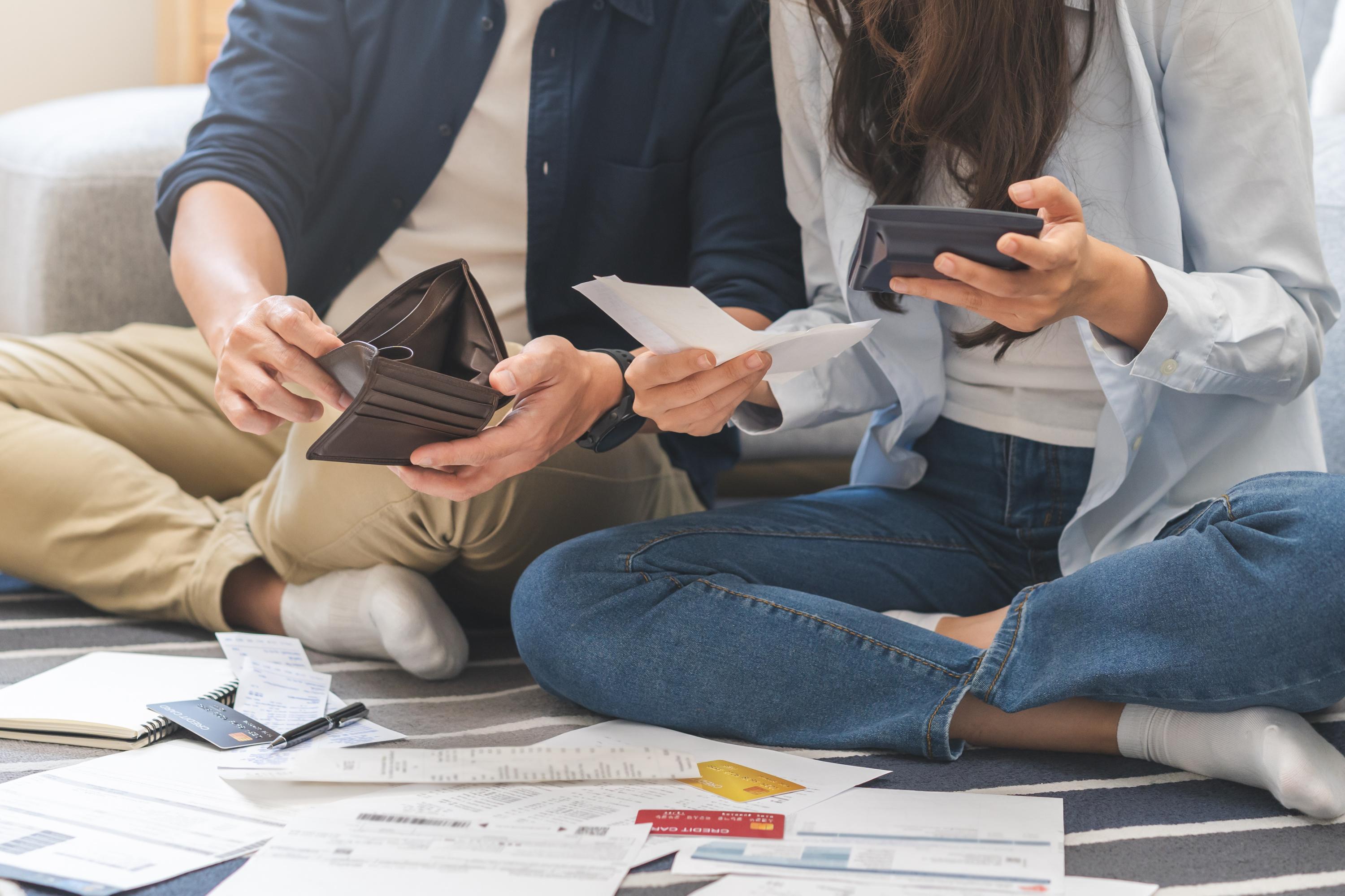 Tabou sur les salaires, manque de connaissance financière... Les Français restent mal à l’aise avec l’argent