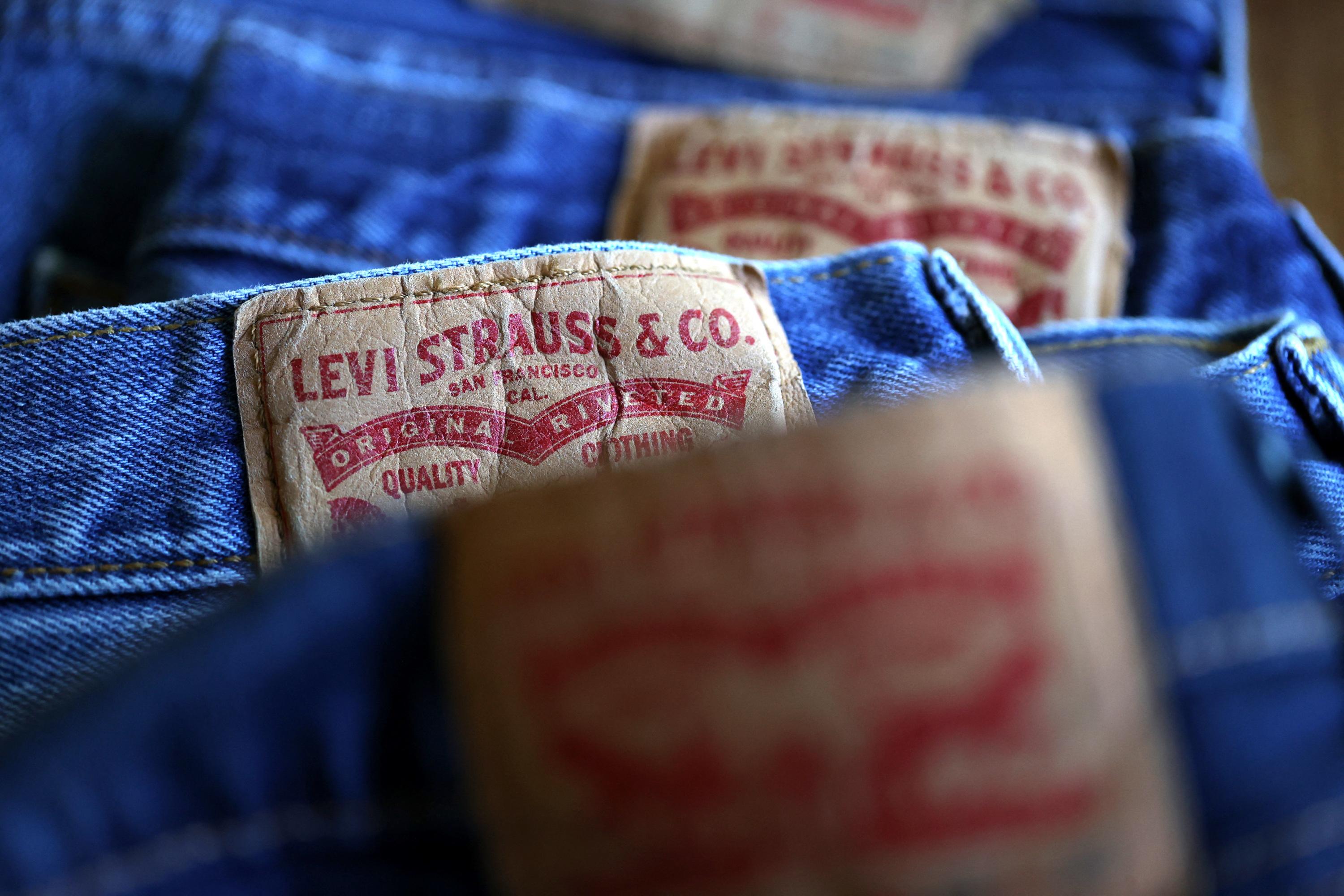 Guerre commerciale : les jeans Levi’s coûteront-ils bientôt plus cher en France ?