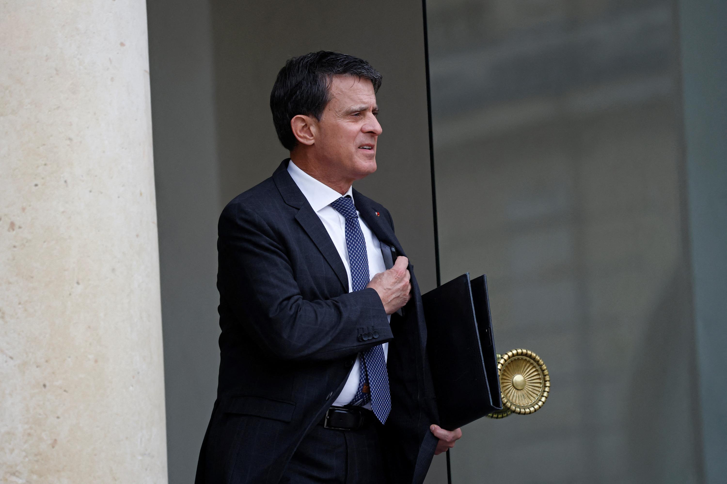 Manuel Valls annonce un projet de loi contre la vie chère en Outre-mer