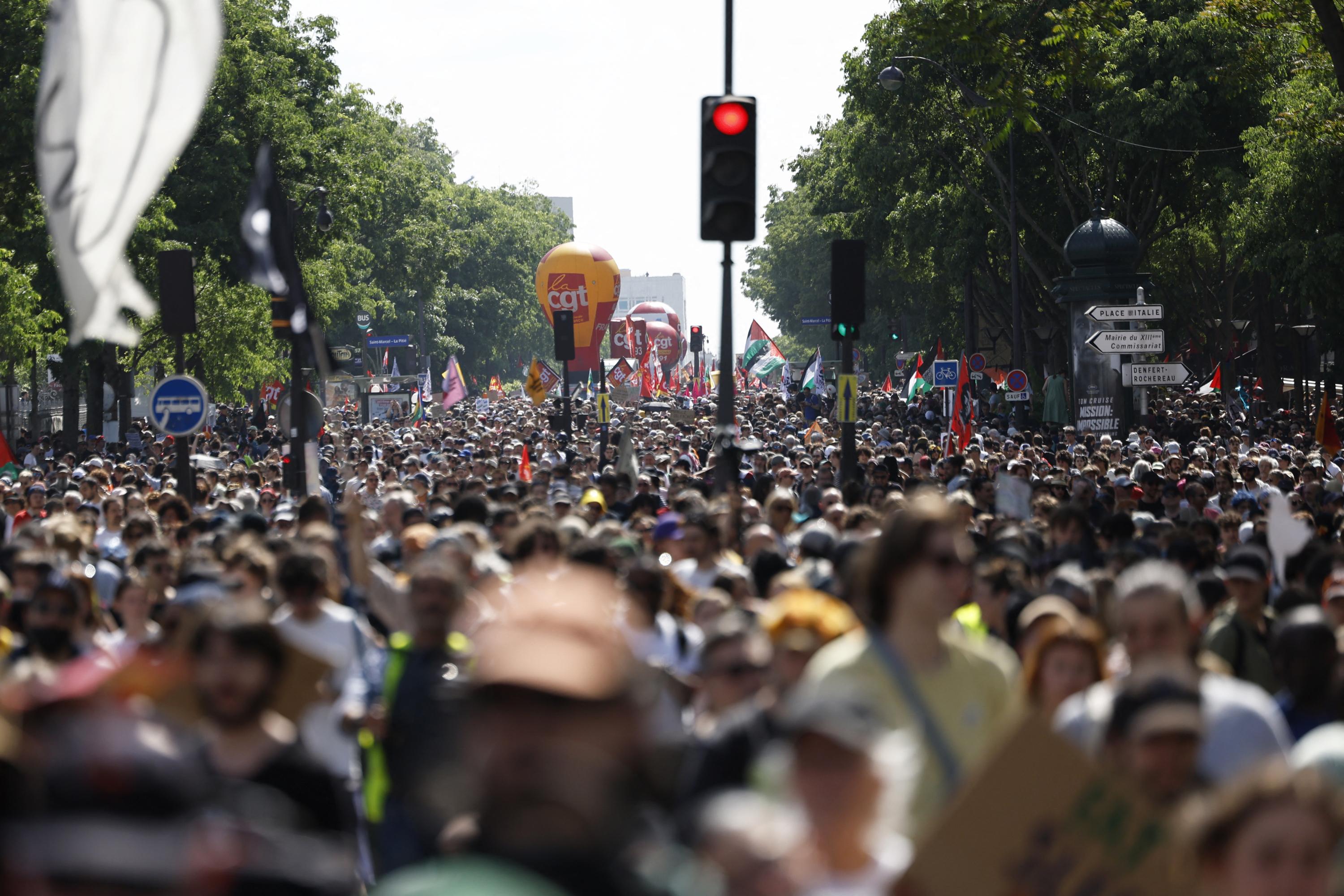 EN DIRECT - 1er Mai : la CGT salue une journée «réussie», huit interpellations en marge de la manifestation à Paris