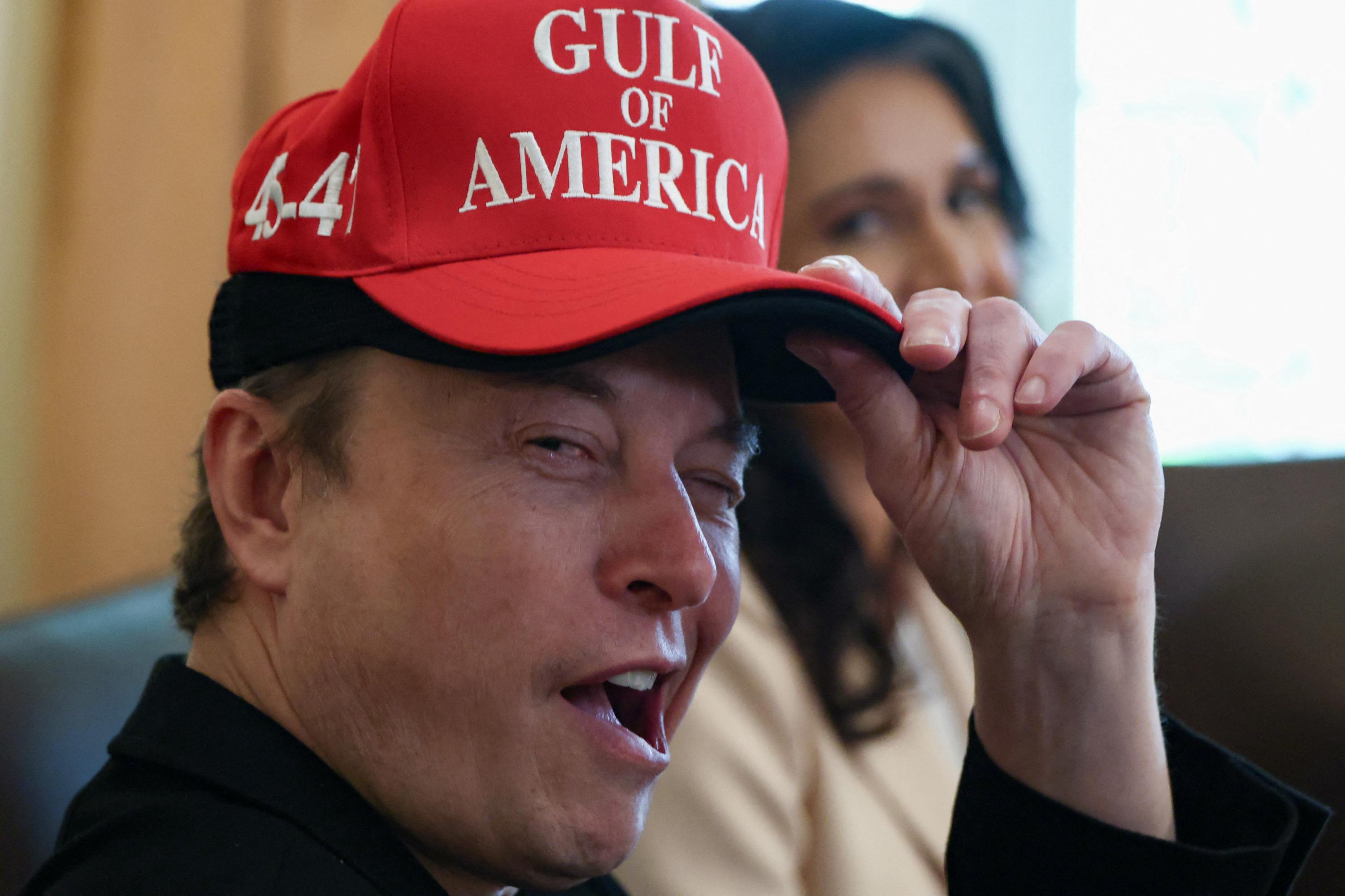 Selon le Wall Street Journal, Tesla chercherait à remplacer Elon Musk