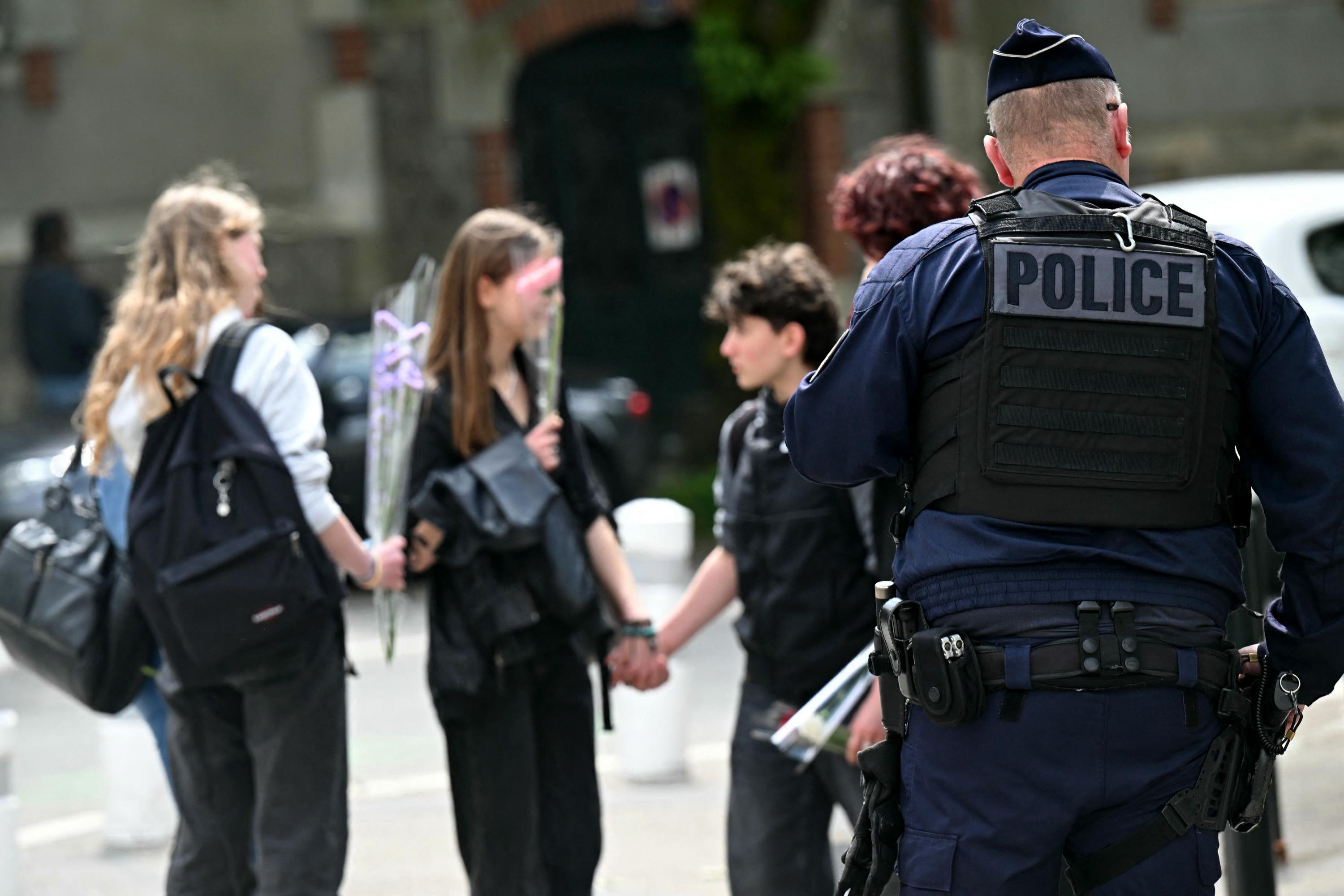 Interdiction des couteaux zombies, «traque» sur les réseaux, vidéosurveillance... Ce que propose le rapport sur les violences par armes blanches chez les mineurs