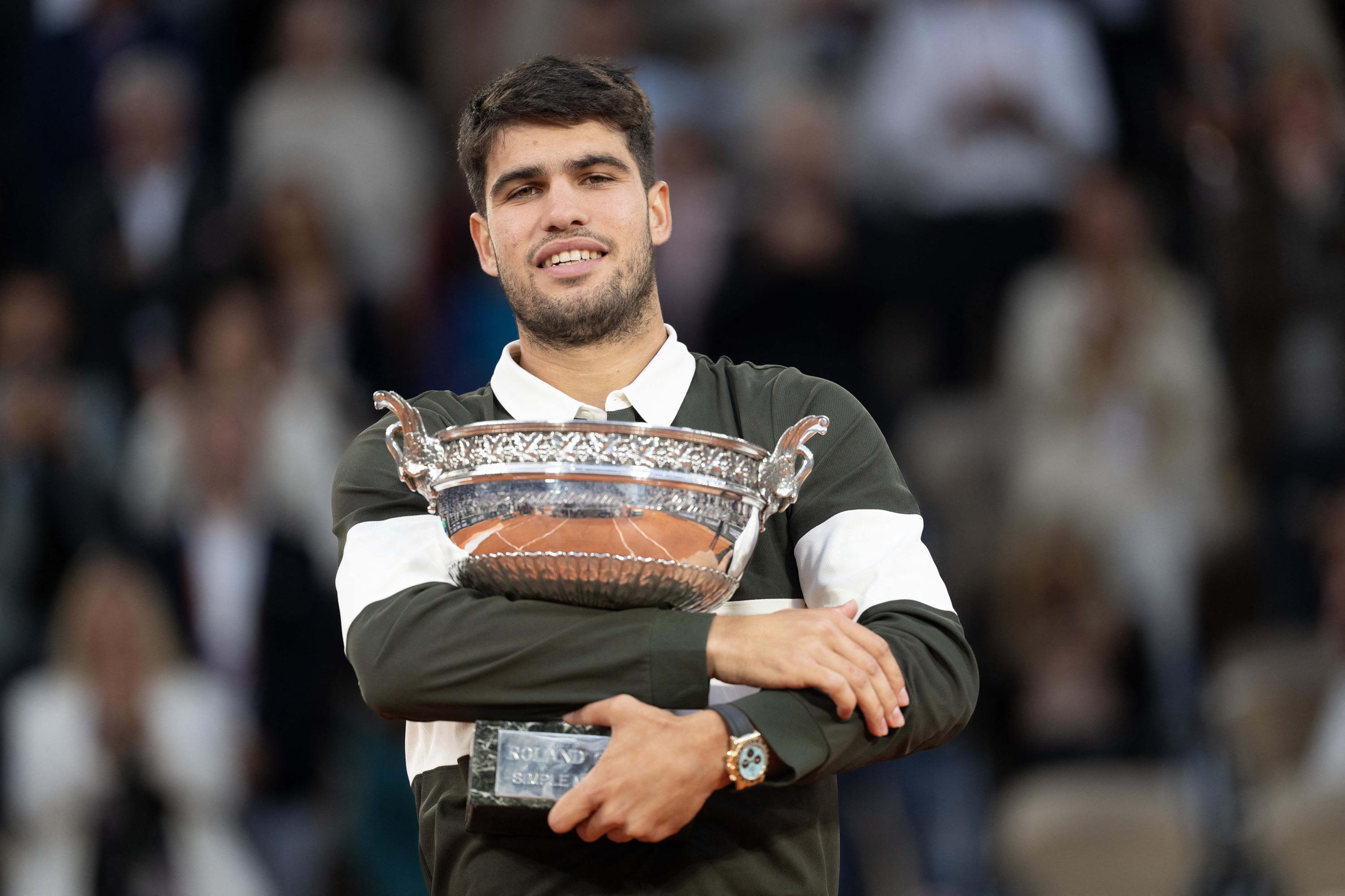 Roland-Garros : Carlos Alcaraz ne présentera pas son trophée à la Concorde