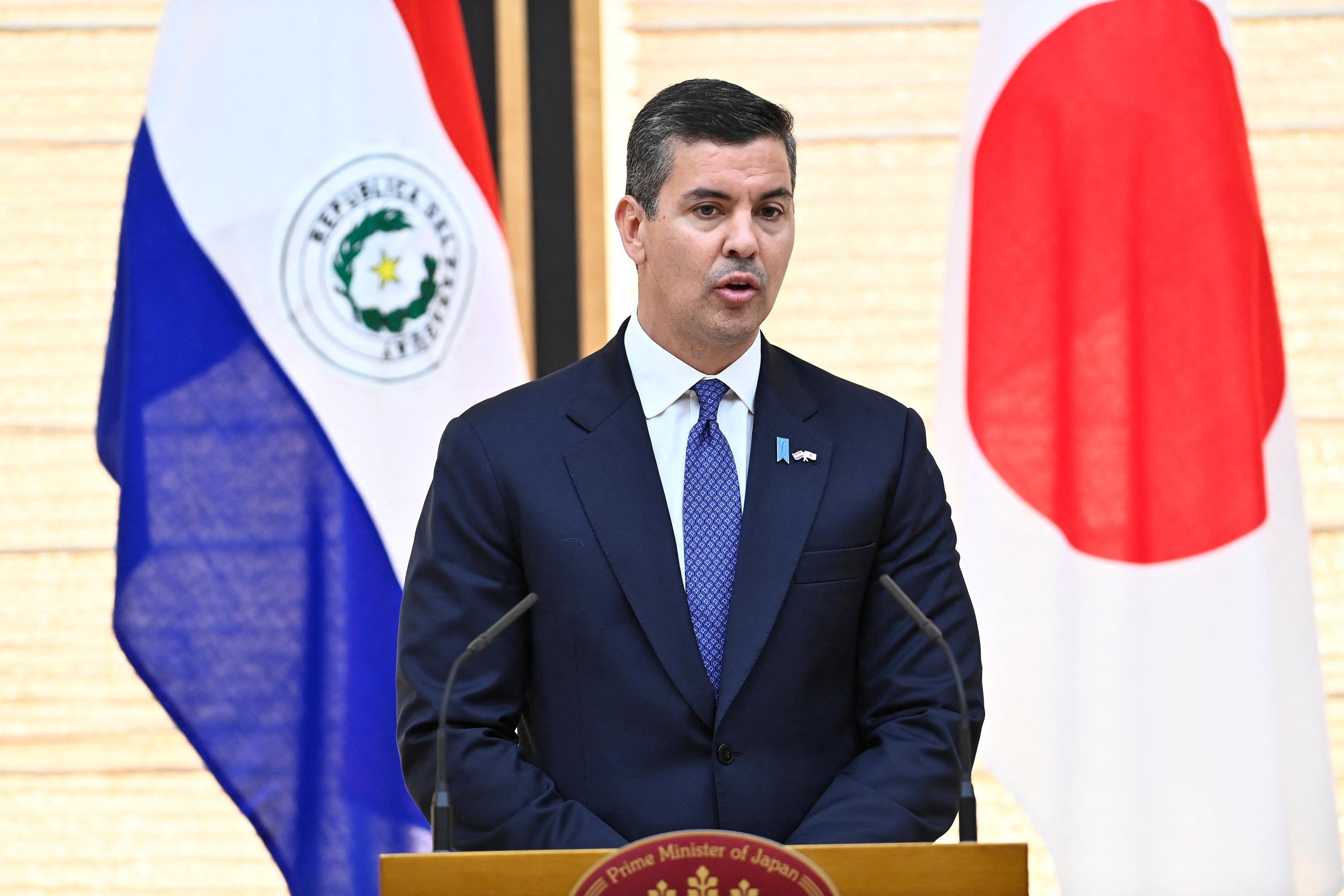 Le compte X du président du Paraguay piraté pour annoncer le bitcoin comme monnaie légale