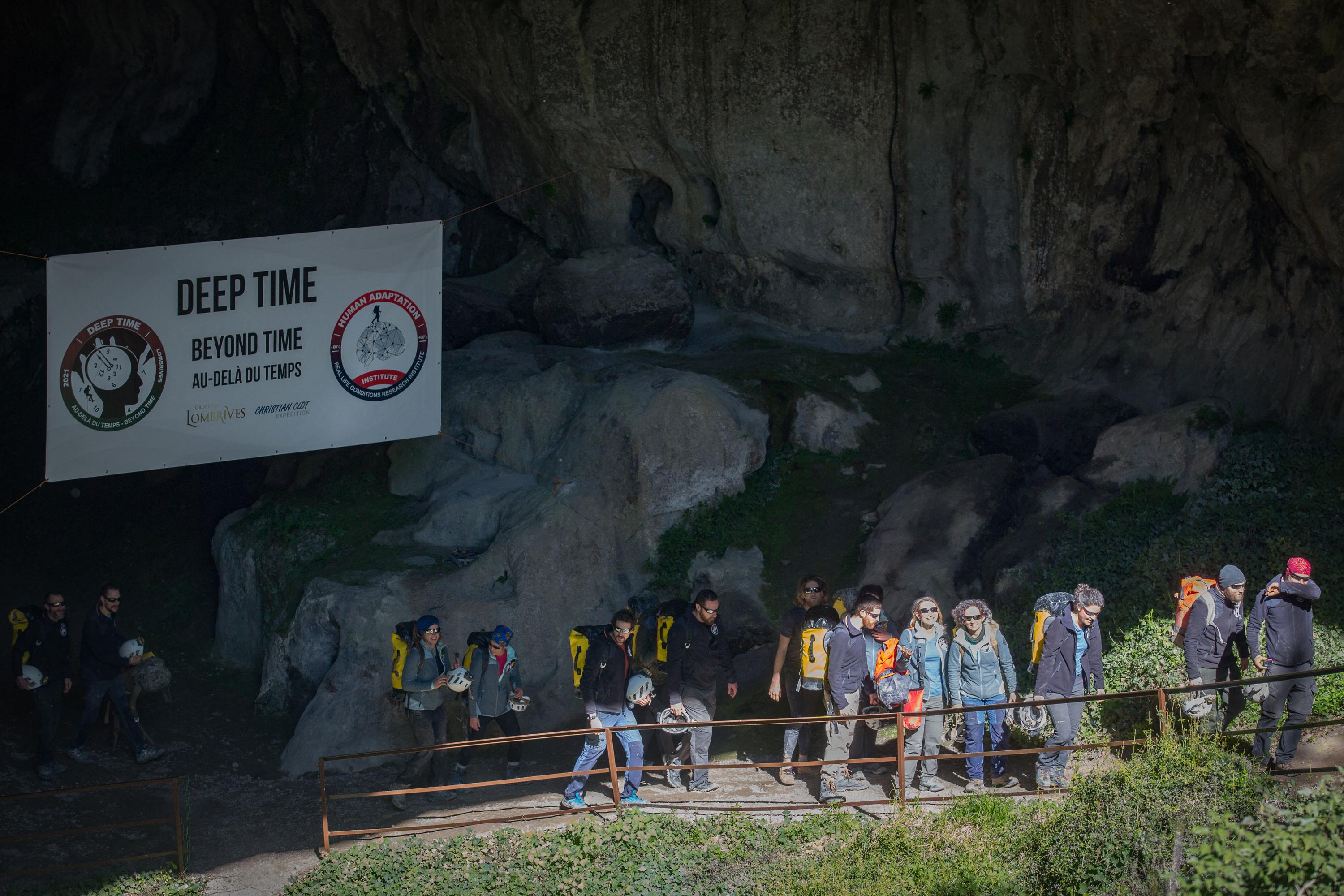 Deep Time II : une équipe de scientifiques et d’artistes s’enferment pendant quinze jours dans une grotte