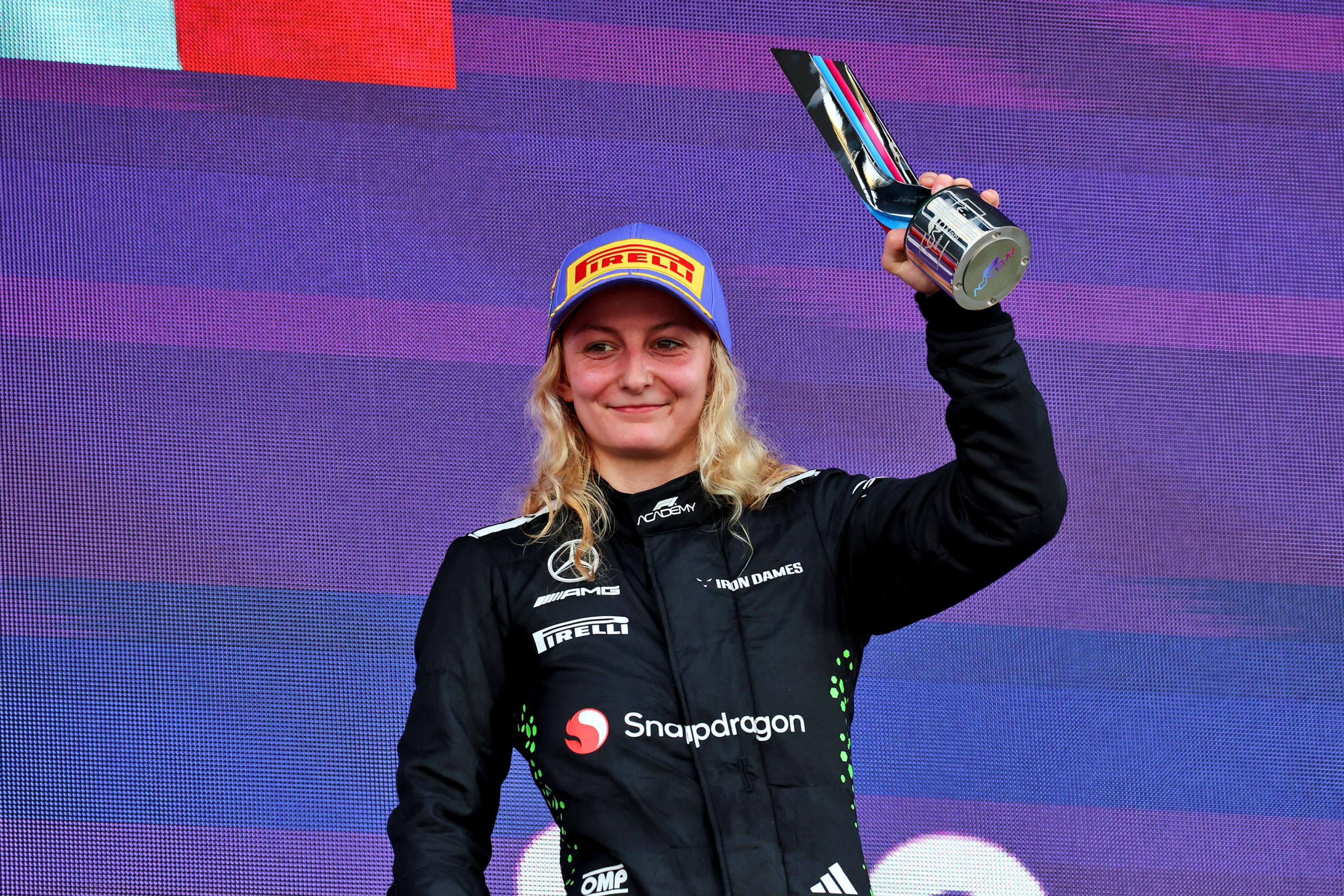 Formule 1 : la Française Doriane Pin victorieuse de la première course de F1 Academy à Montréal