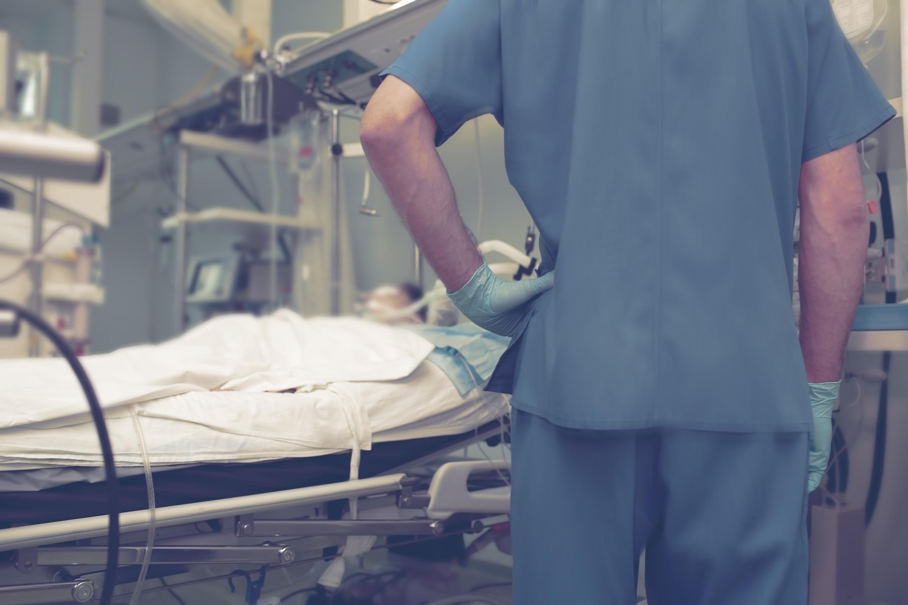 Le locataire soutire 13.000 euros à son propriétaire pendant qu’il est dans le coma