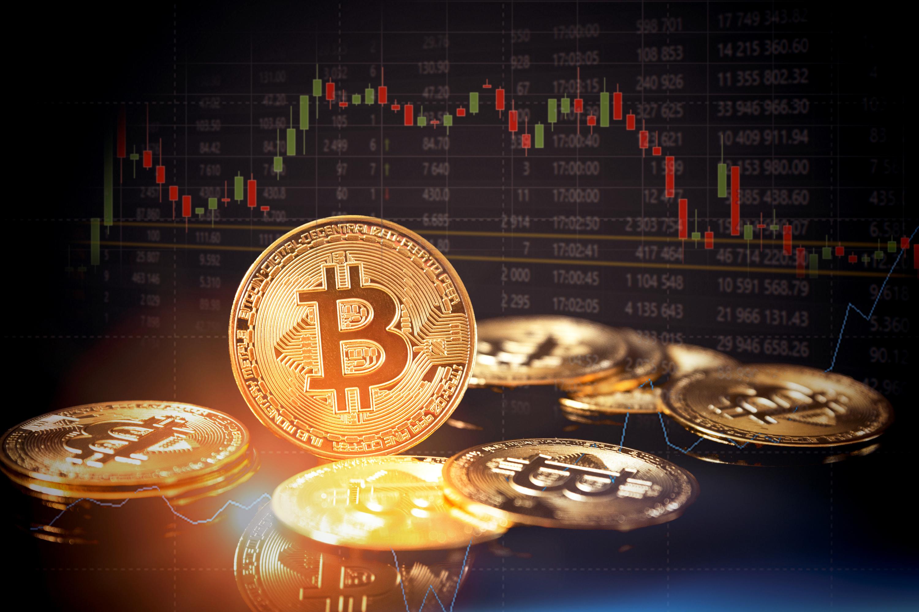 Les Bourses d'Asie fébriles après la menace douanière sur l'UE, nouveau sommet du bitcoin