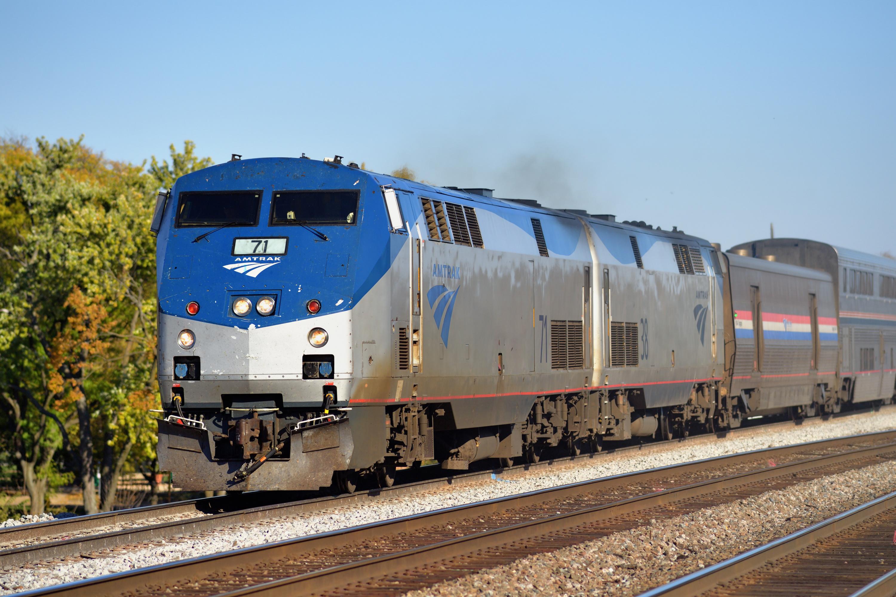 États-Unis : heurtée par un train, une Américaine perd son bras... Et le retrouve quelques mètres plus loin