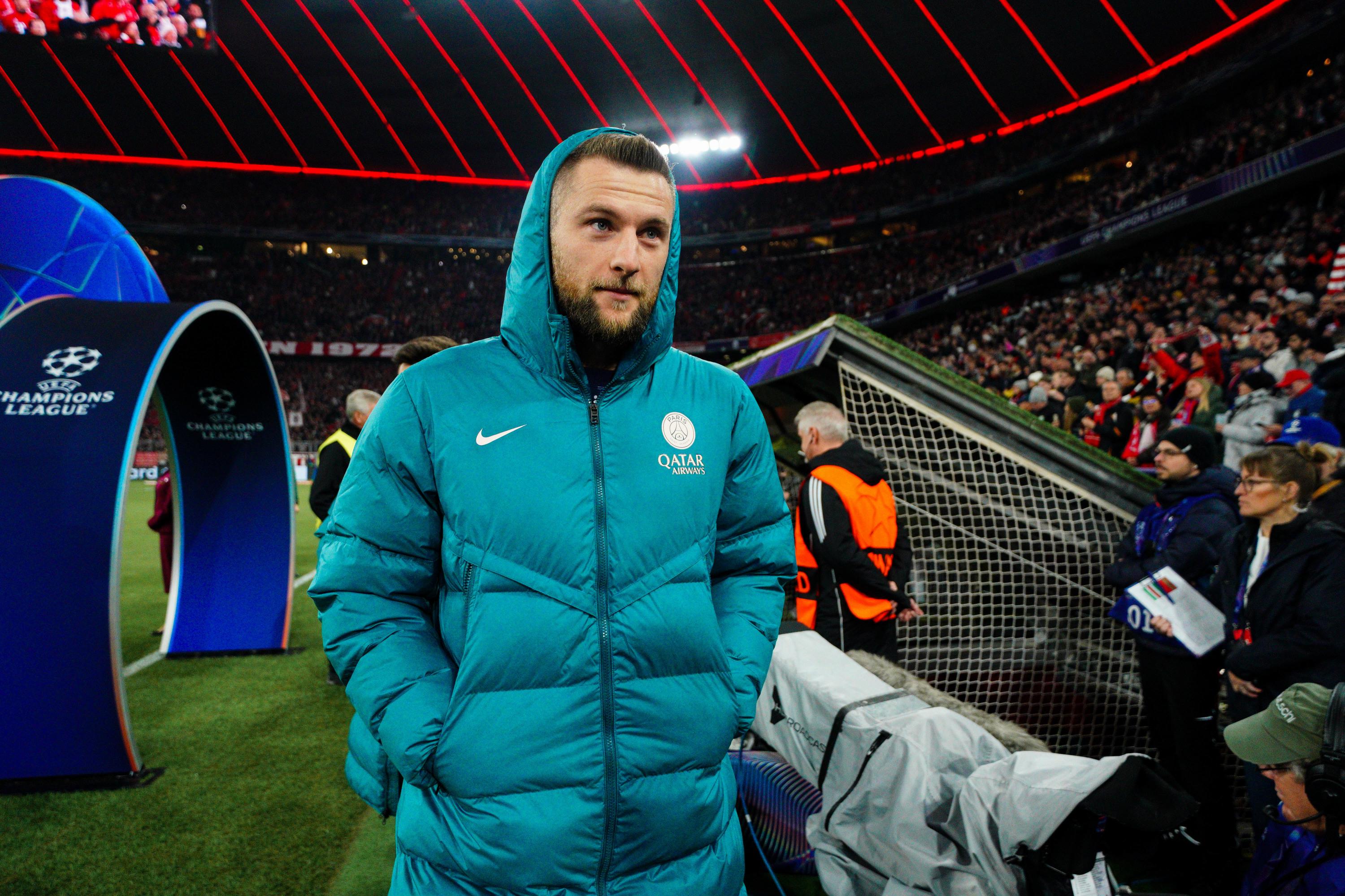 PSG: plus de voiture ni de logement, la scène cocasse de Skriniar à la sortie de l’entraînement