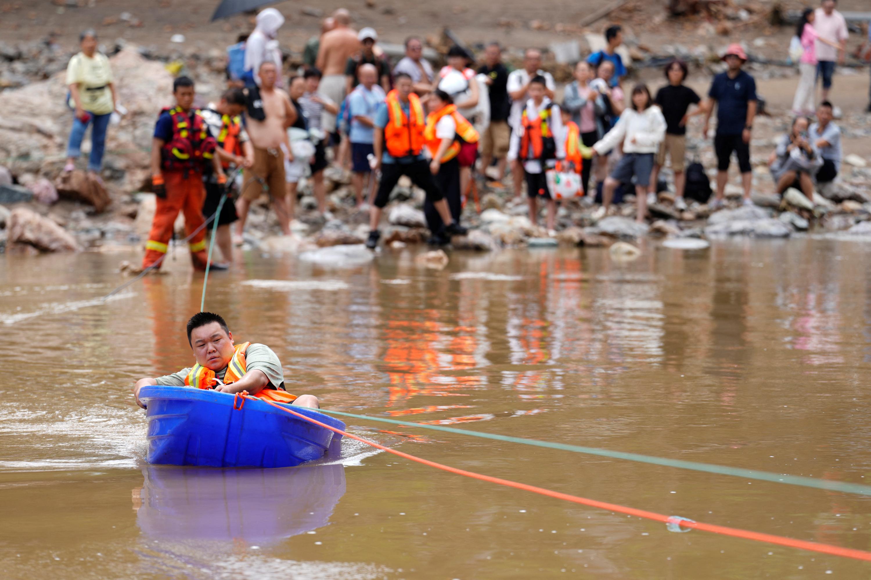 Chine: 30 morts en raison de fortes pluies à Pékin, plus de 80.000 évacuations
