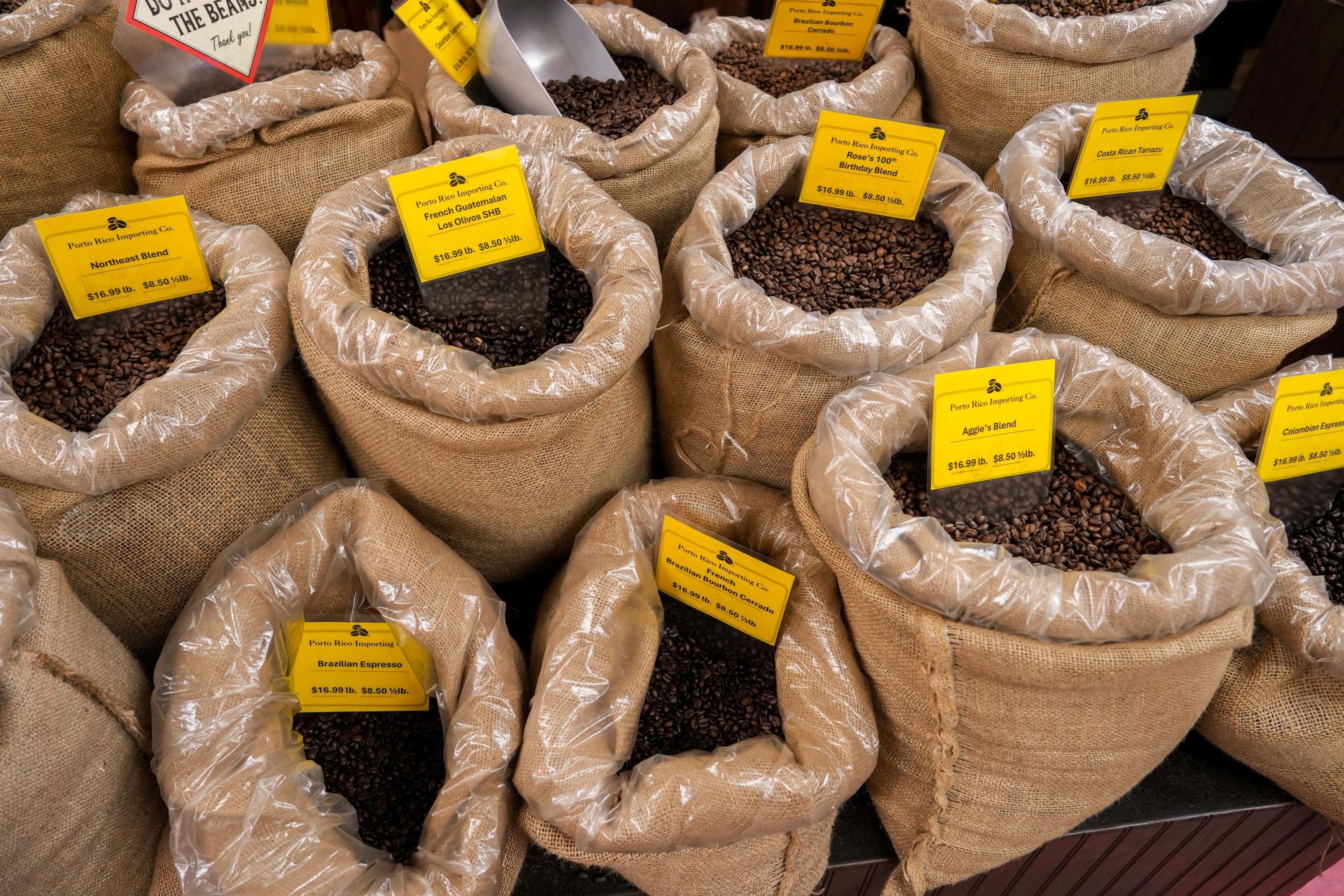 «On doit s’attendre à de très fortes fluctuations»: pourquoi le prix de la tasse de café n’est pas près de baisser