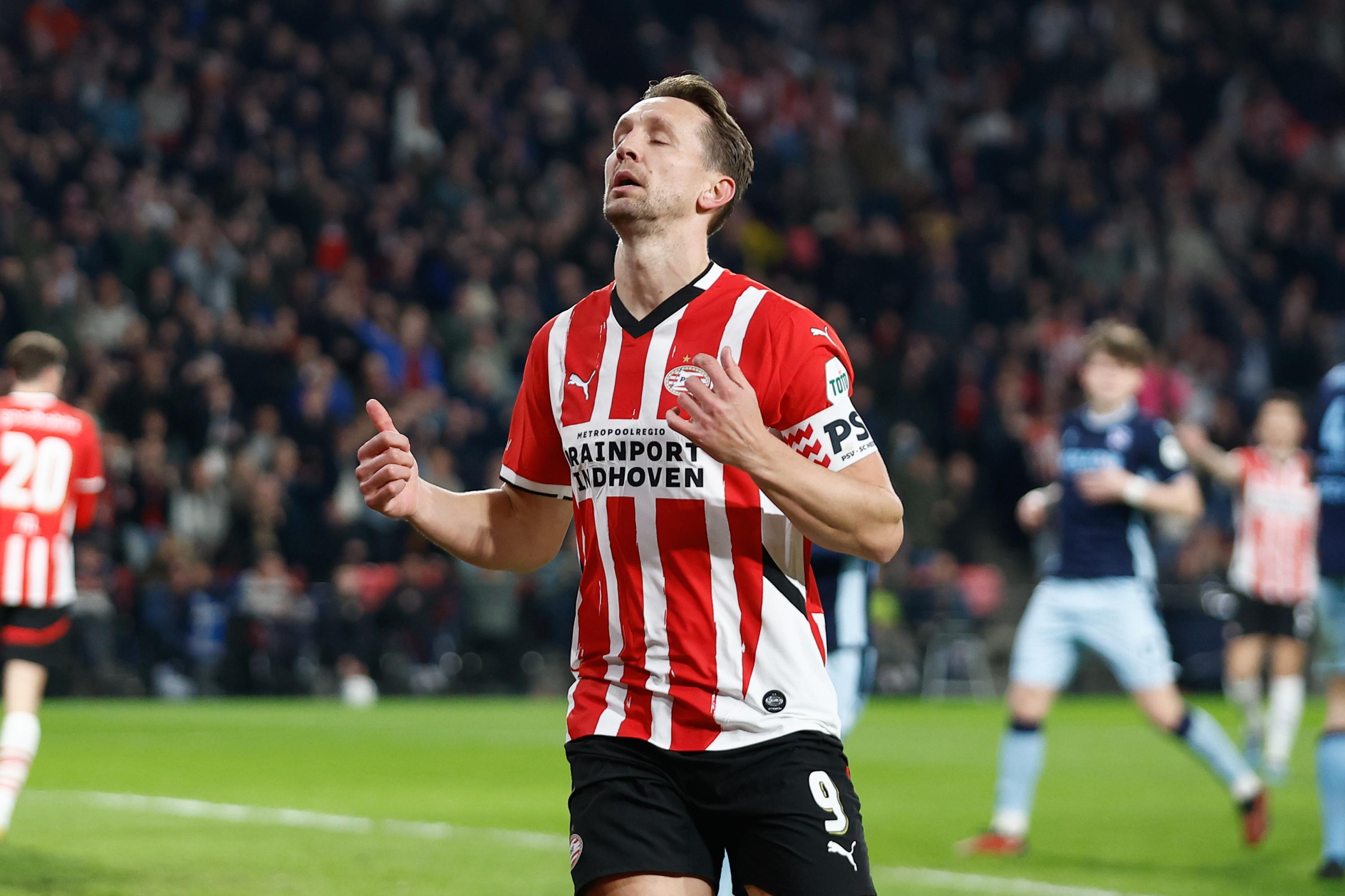 Mercato : le FC Porto annonce la signature de Luuk de Jong