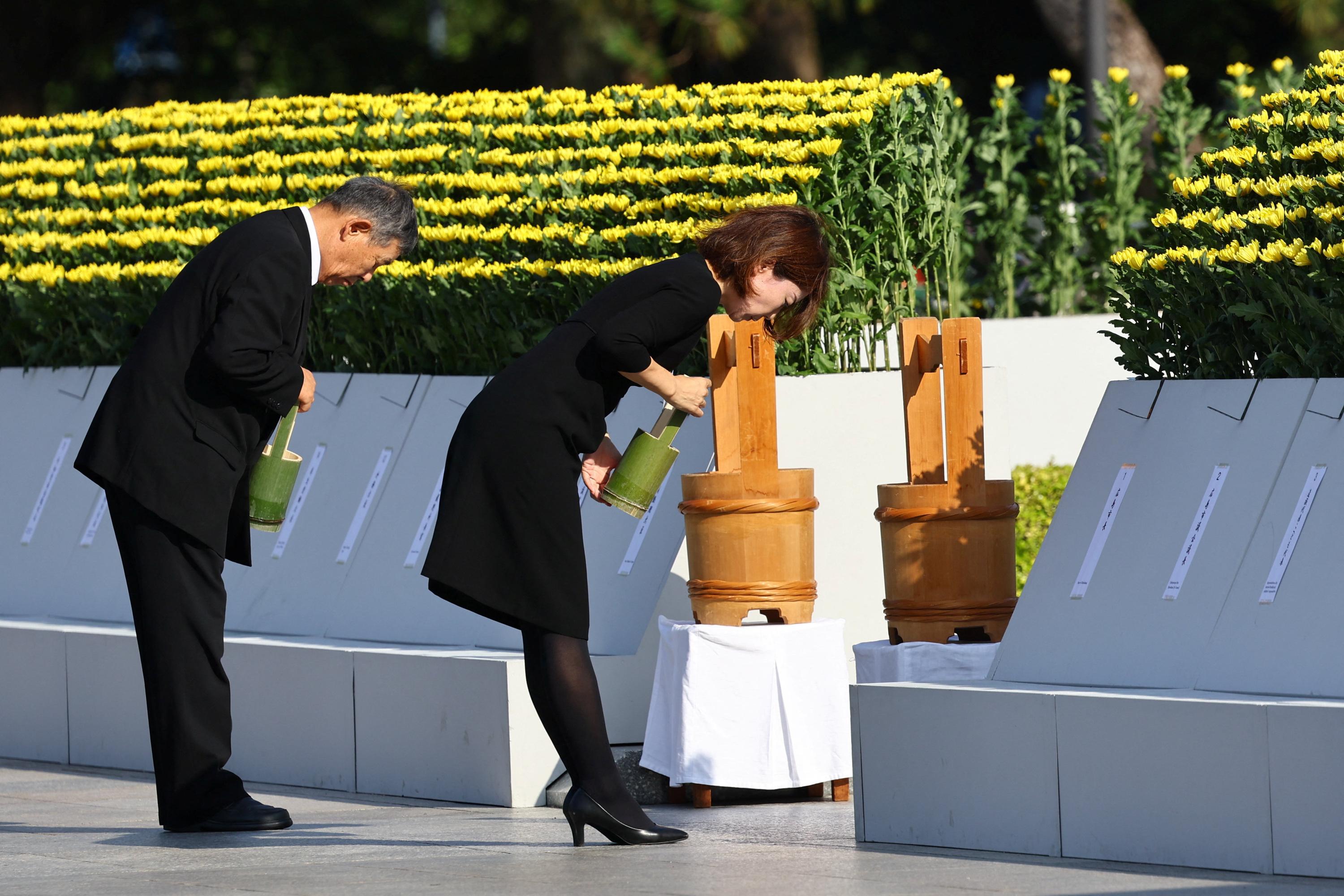 Hiroshima: 80 ans après, minute de silence à l'heure du largage de la bombe atomique