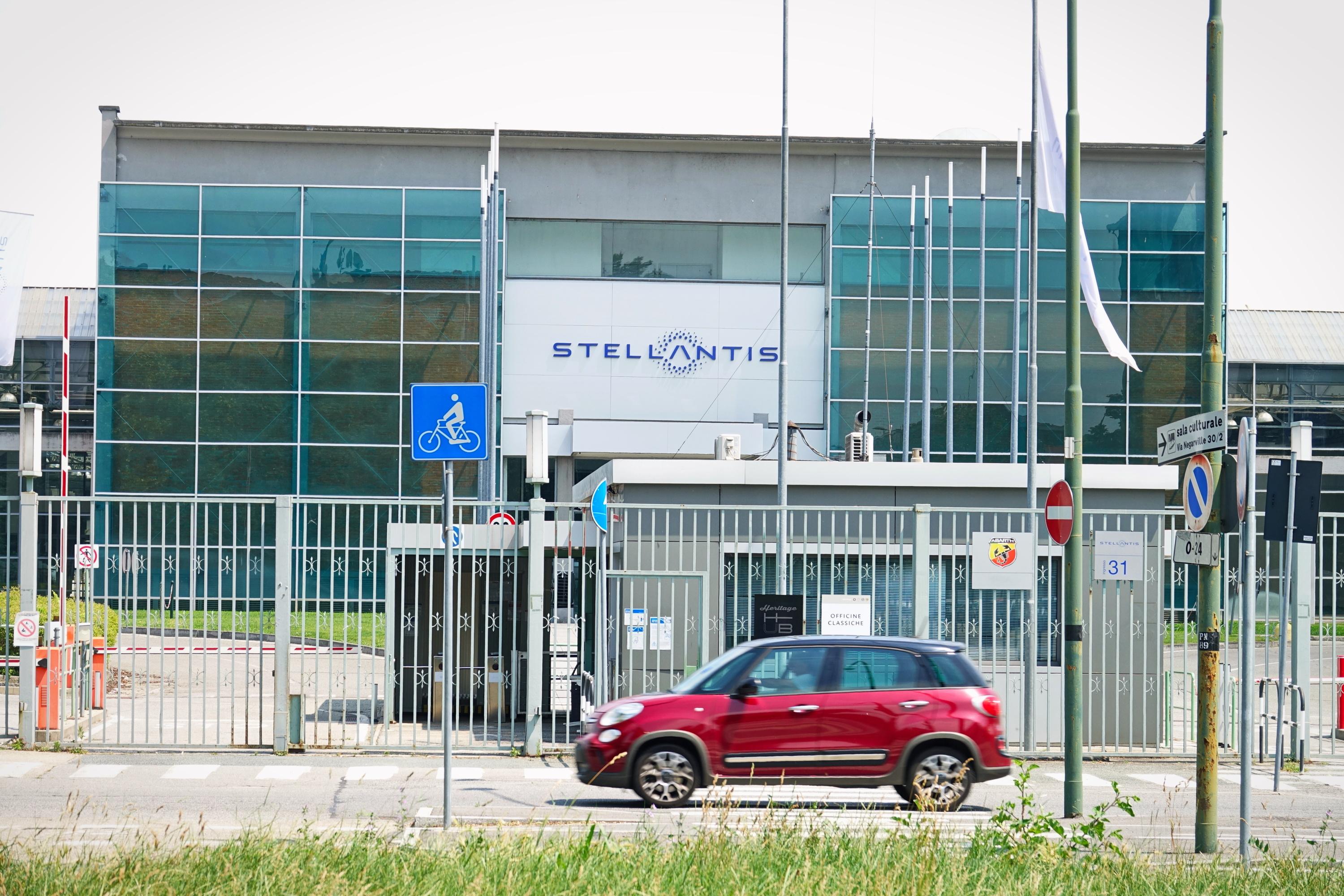 Stellantis annonce l’abandon de son programme de conduite autonome de niveau 3