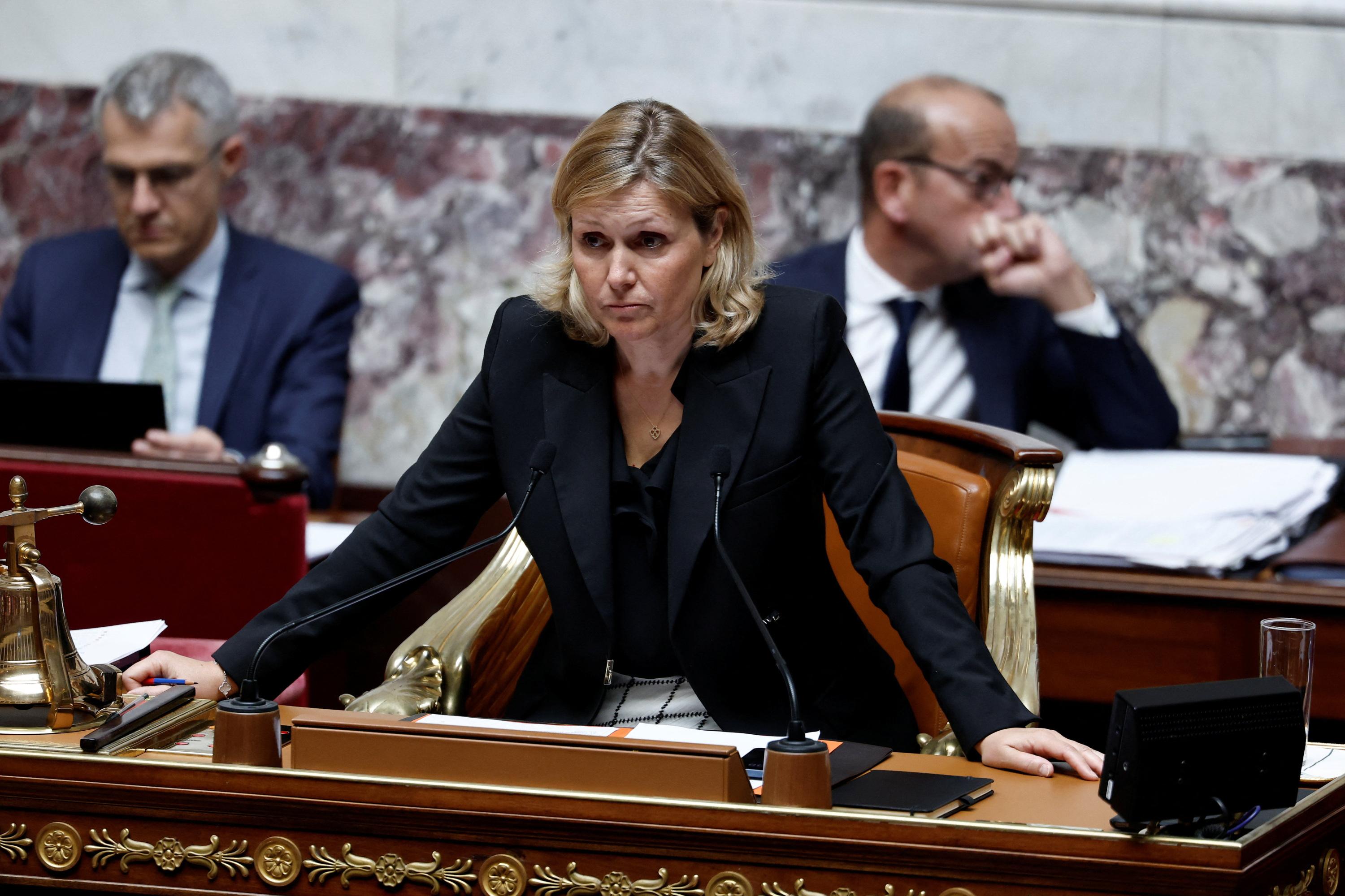 "Servizio minimo dell'Assemblea Nazionale in attesa del nuovo governo francese: cosa cambia e perché"
