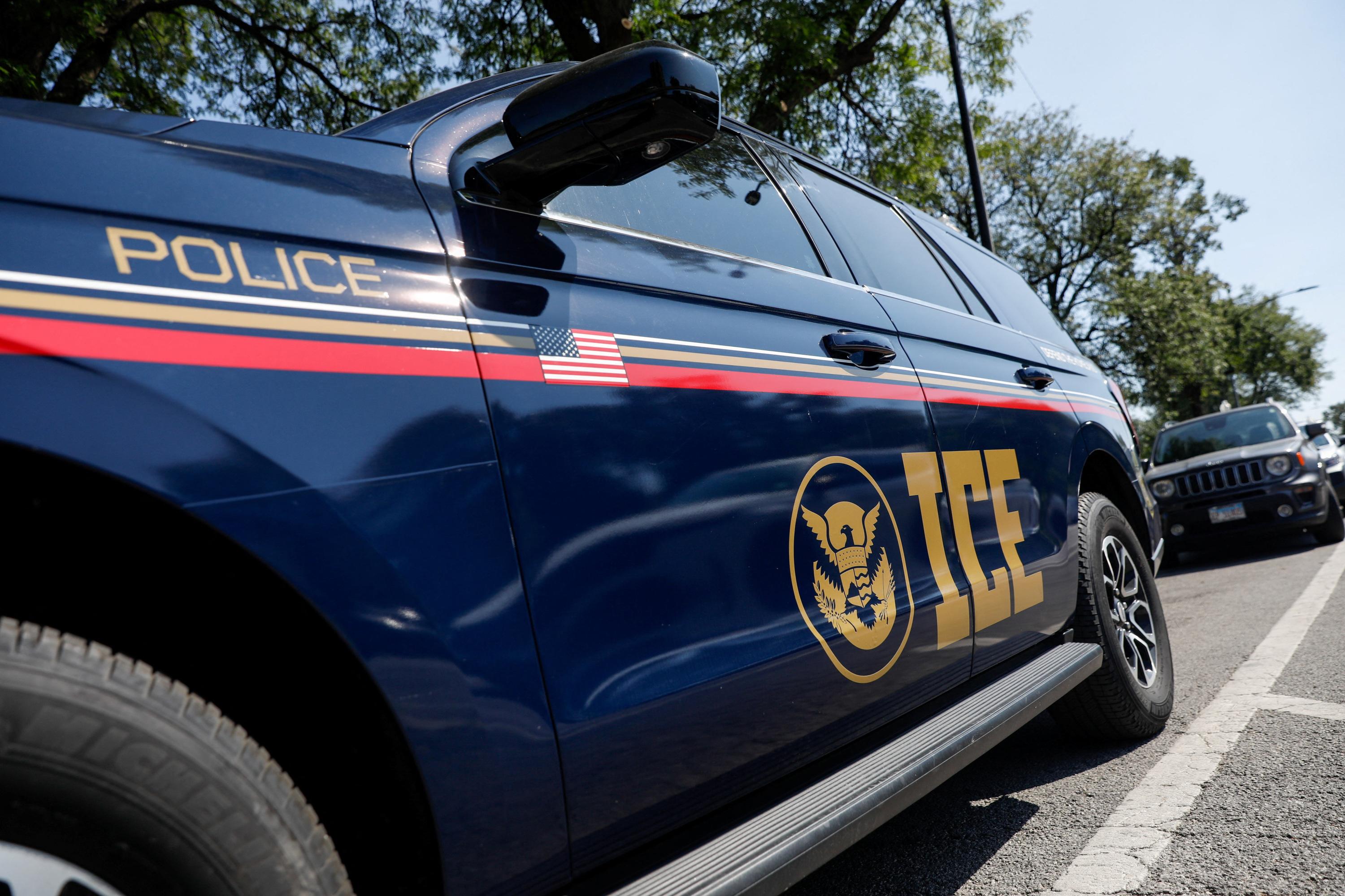 «Est-ce ainsi que l’on traite un allié ?» : aux États-Unis, l’improbable arrestation de 300 ouvriers sud-coréens