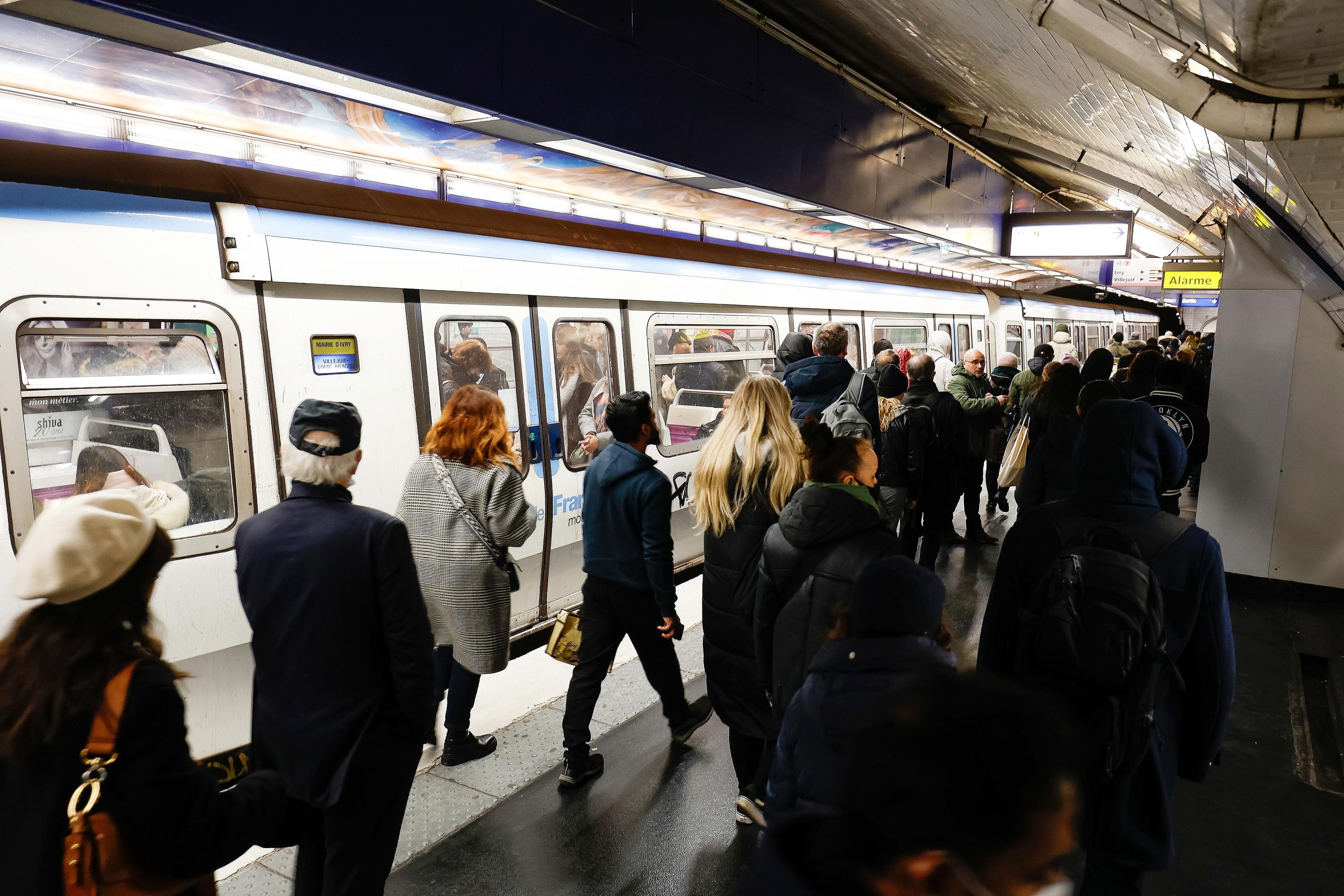 Particules fines dans le métro parisien : l’enquête visant la RATP classée sans suite
