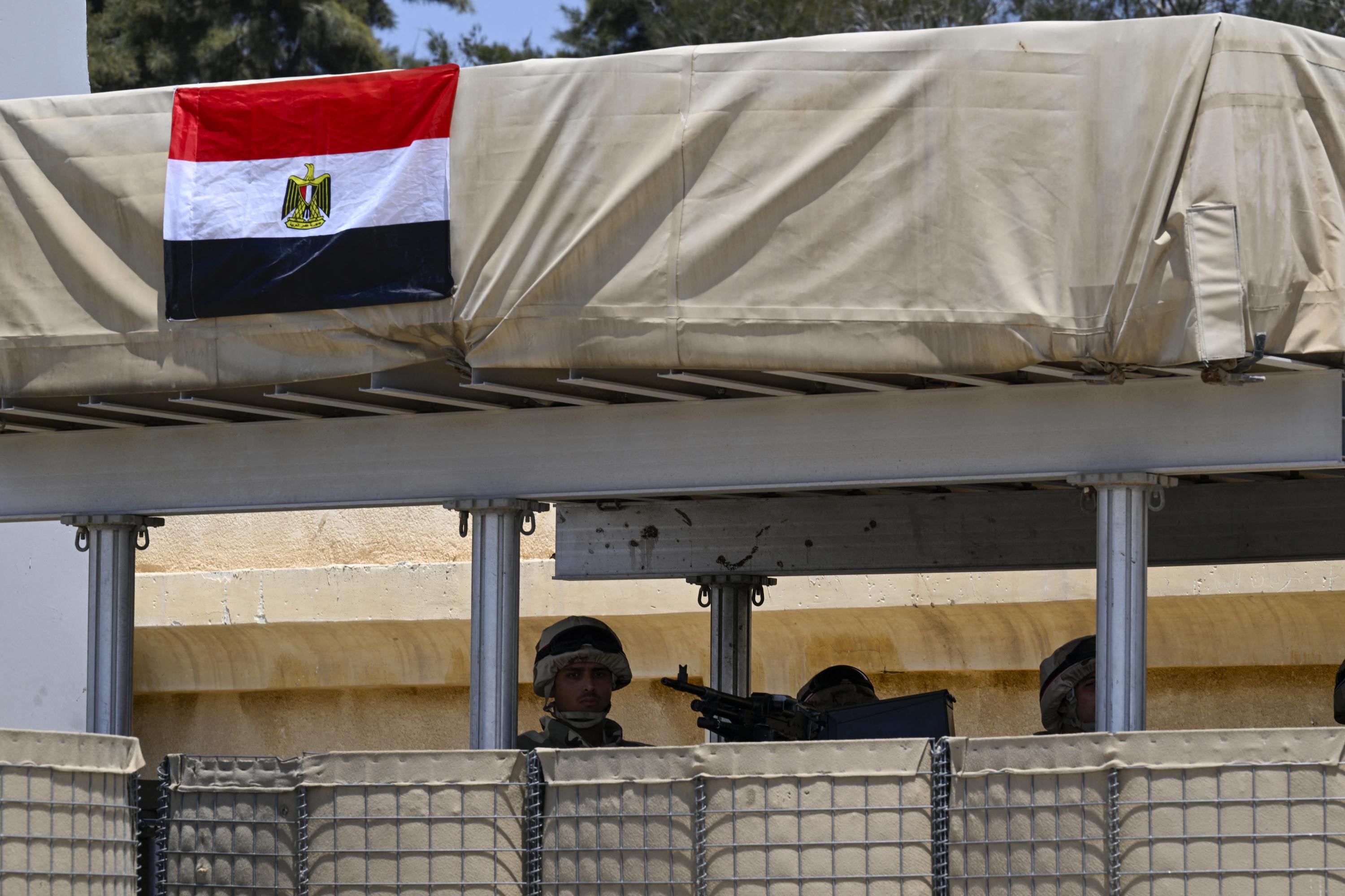 L’Égypte renforce sa présence militaire dans le Sinaï, Israël s’inquiète