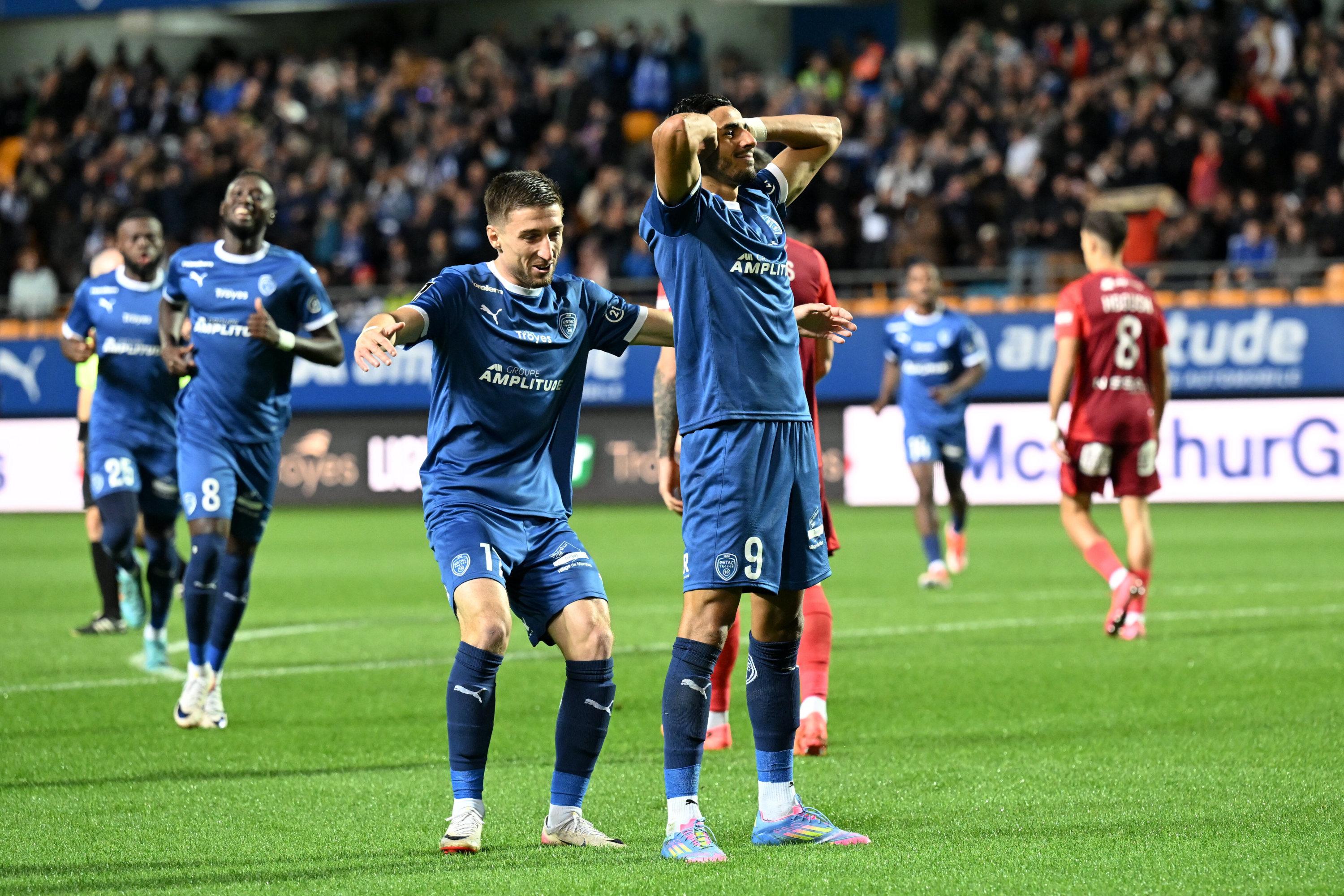 Ligue 2 : Troyes prend (provisoirement ?) les rênes, Bastia toujours pas