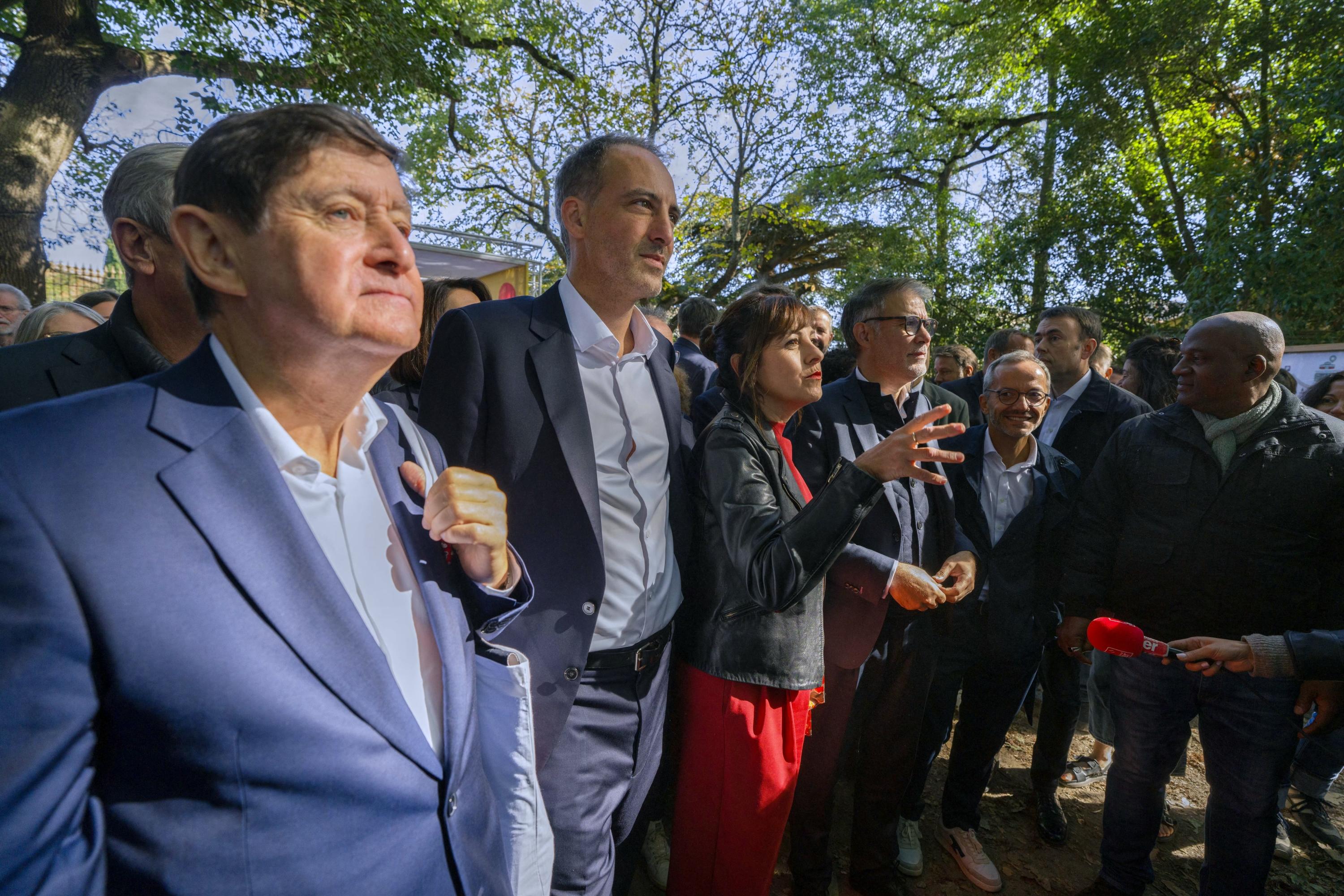 « Nous censurerons sans hésitation » : la gauche fait de moins en moins mystère sur ses intentions