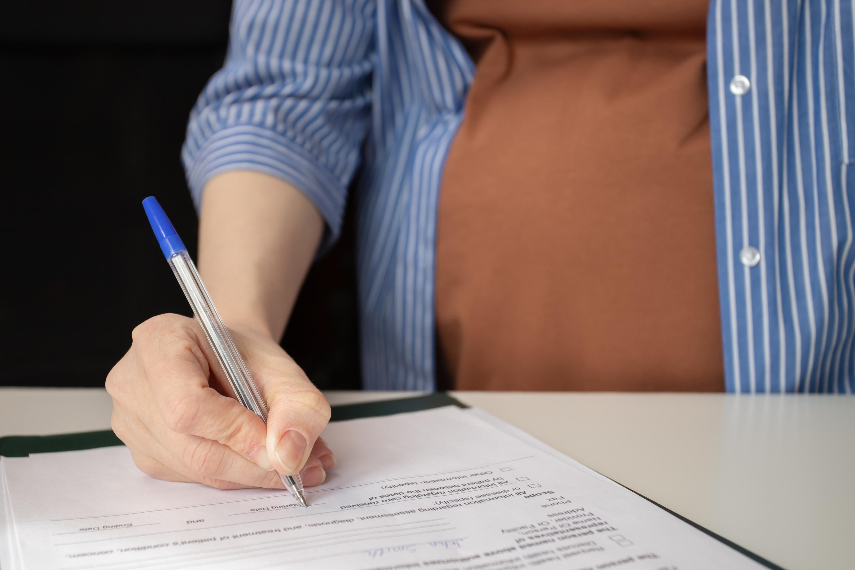 La Slovaquie inscrit l’interdiction de la GPA dans sa Constitution