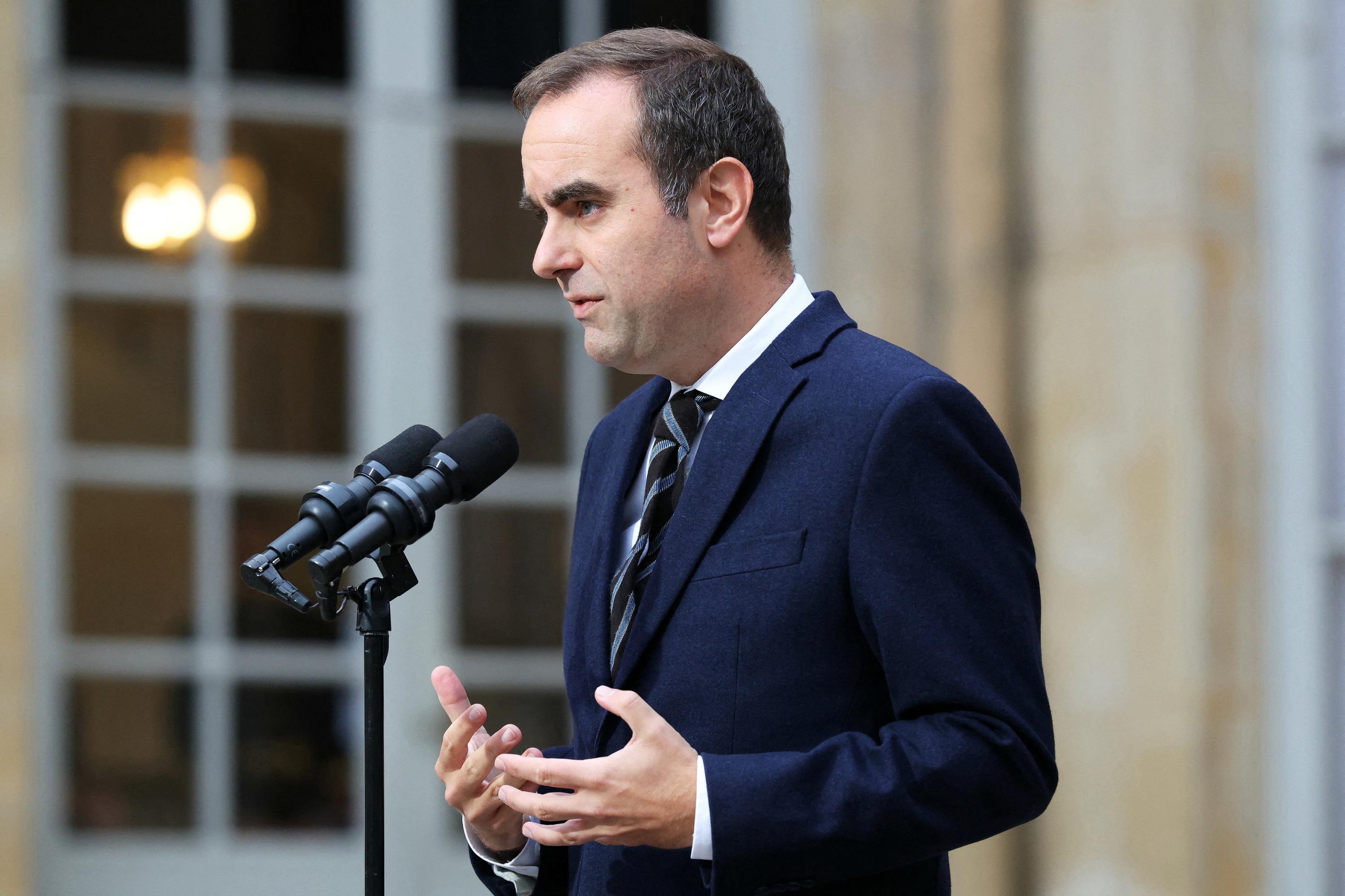 Croisement Des Fichiers, Carte Vitale... Ce Que Contient Le Plan De Sébastien Lecornu Contre La Fraude Sociale