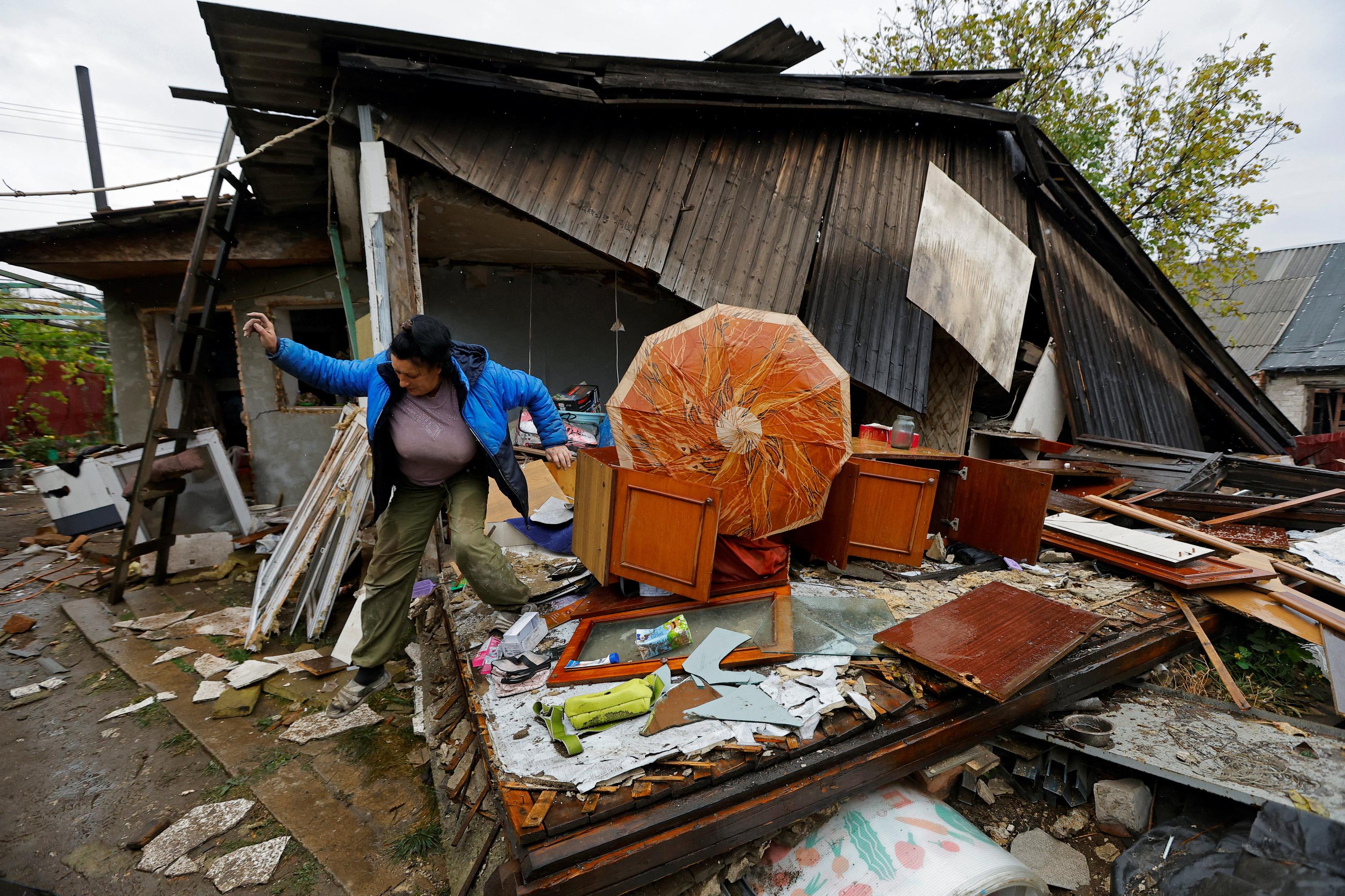 Guerre En Ukraine : Moscou Aurait Intercepté 250 Drones Ukrainiens Lors D’une Attaque Massive
