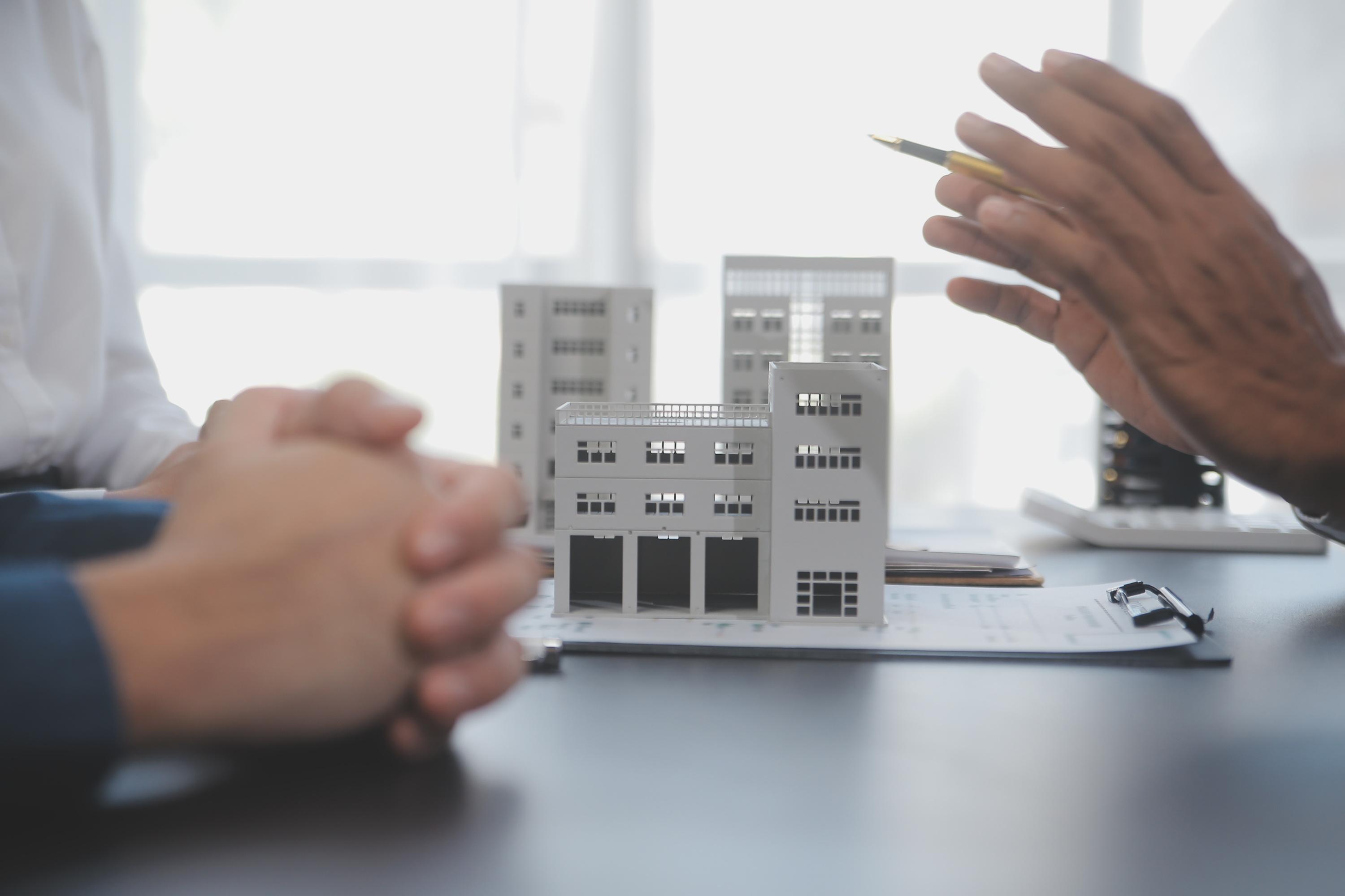 Il reste des solutions pour optimiser vos investissements, en attendant d’éventuels ajustements par la prochaine loi de finances.