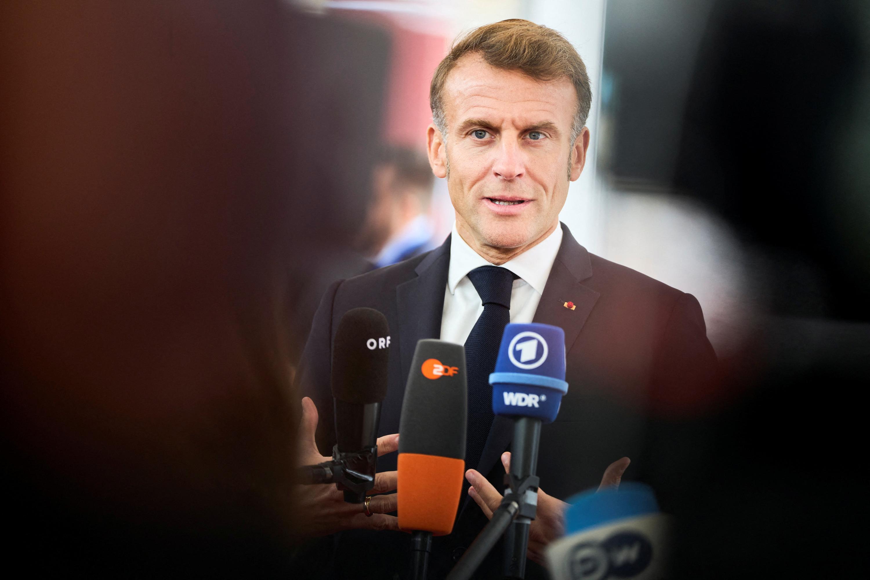 Dissolution, démission : ce scénario noir qui menace la France