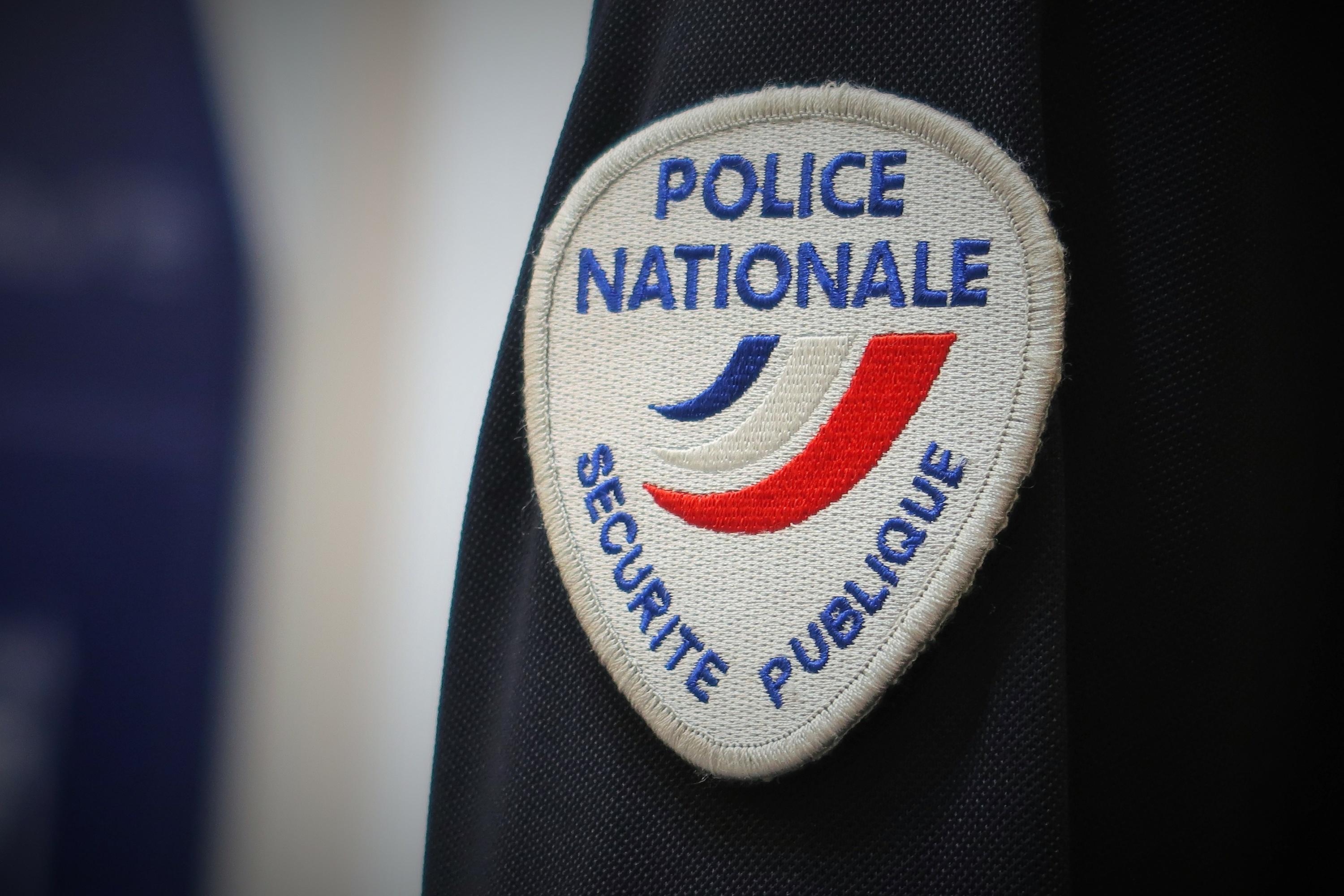 Lyon Policeman Condemned for Assault with Tear Gas on Minor Amid Judicial Backlog Crisis