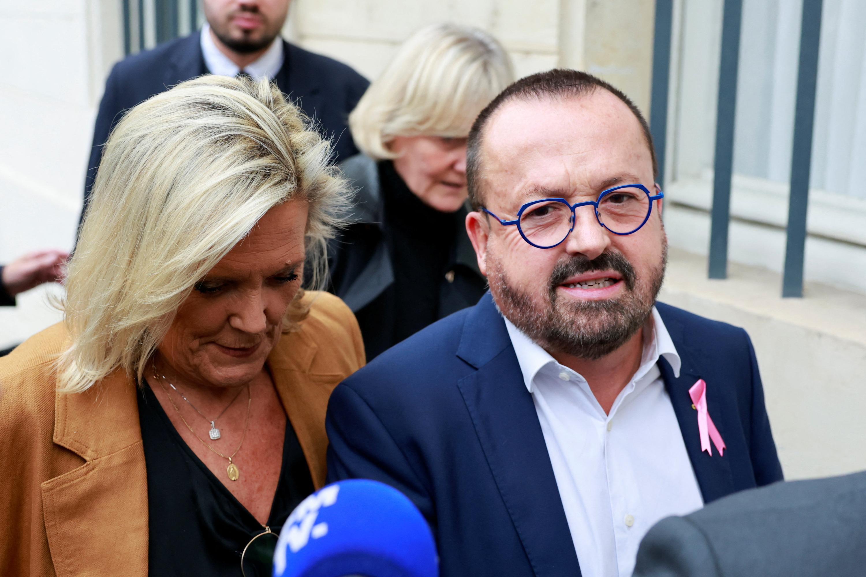 Ministro della Sanità Rifiuta di Riprendere il Suo Ruolo a Causa della Gravità della Situazione Sanitaria