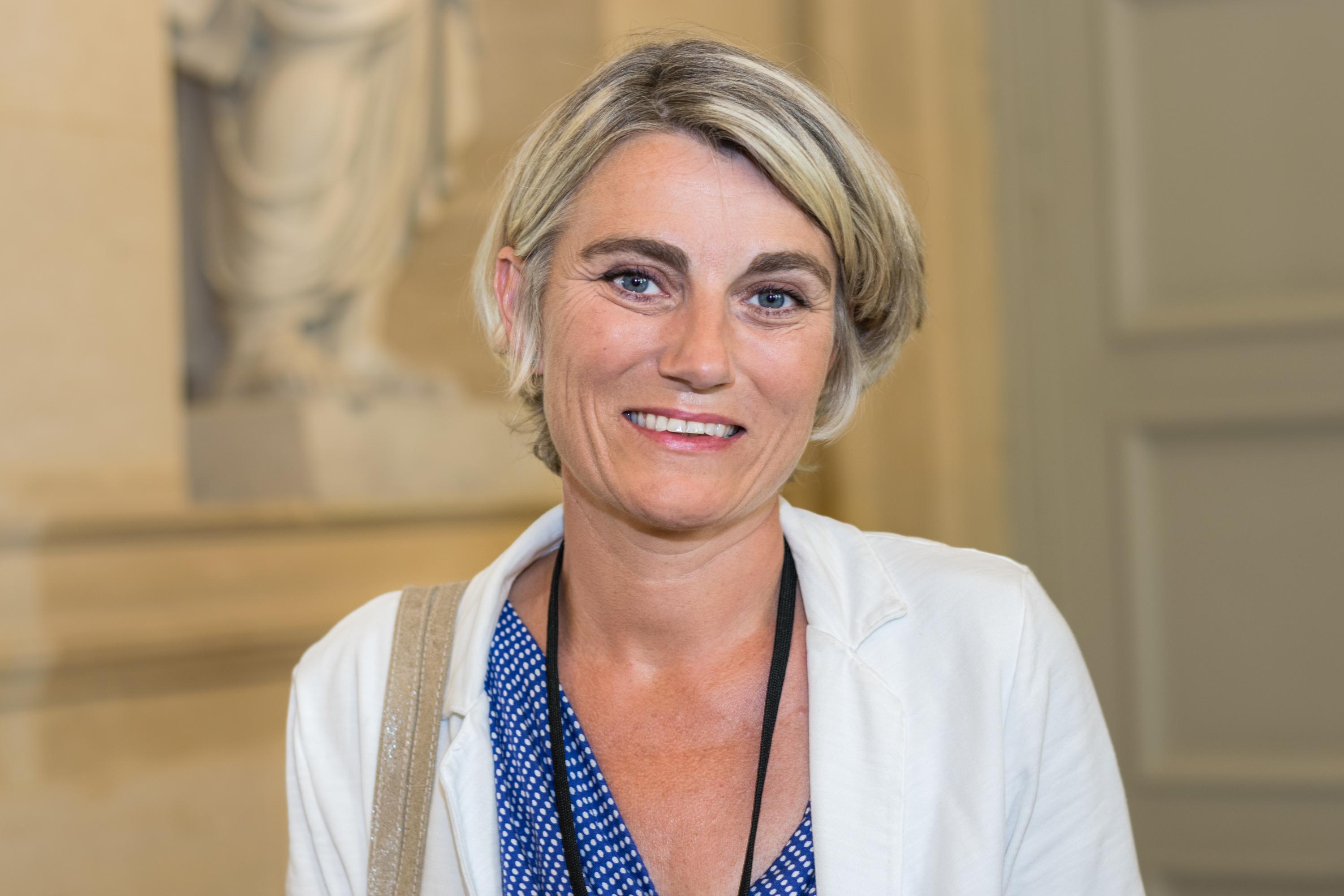 Nuova nomina al Ministero della Salute in Francia: Stéphanie Rist, una sostenitrice di Macron con esperienza medica, pronta a riformare il sistema sanitario francese