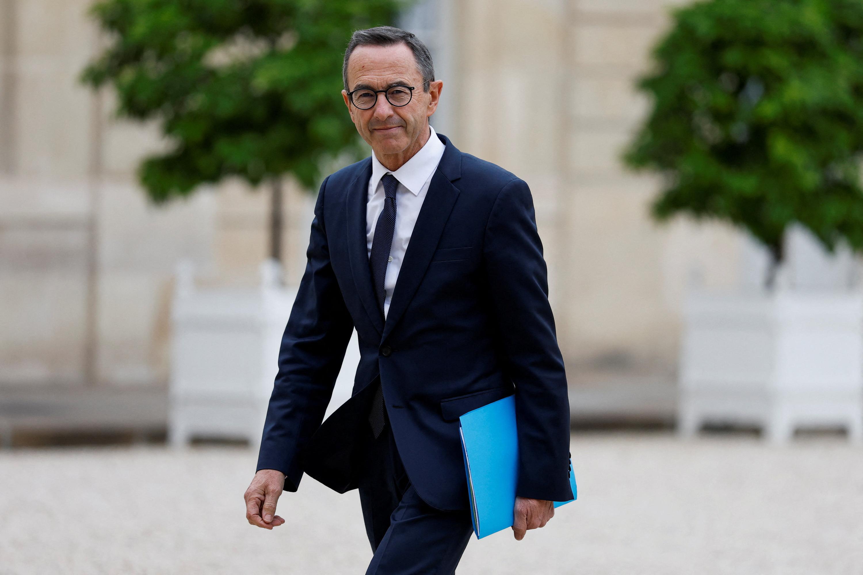 Gouvernement Lecornu 2 : ces très discrètes passations de pouvoir